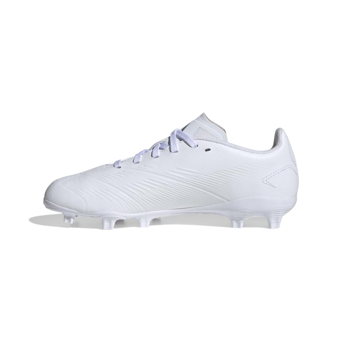 product/a/d/adidas_ig7749_4_footwear_photography_side_medial_center_view_white-030824.jpg