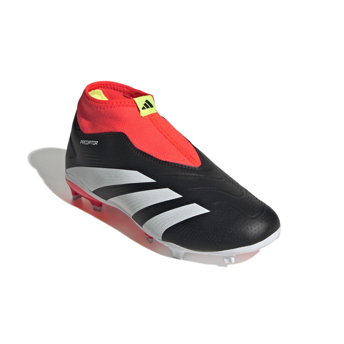 product/a/d/adidas_ig7754_5_footwear_photography_front_lateral_top_view_white-030824.jpg