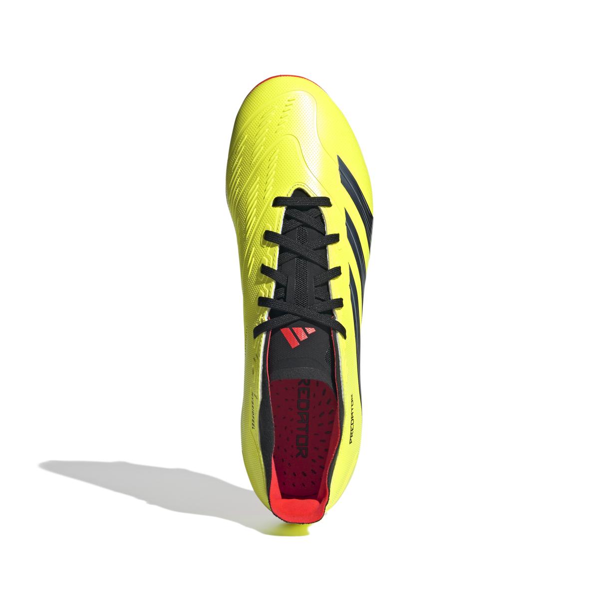 product/a/d/adidas_ig7761_2_footwear_photography_top_portrait_view_white.jpg