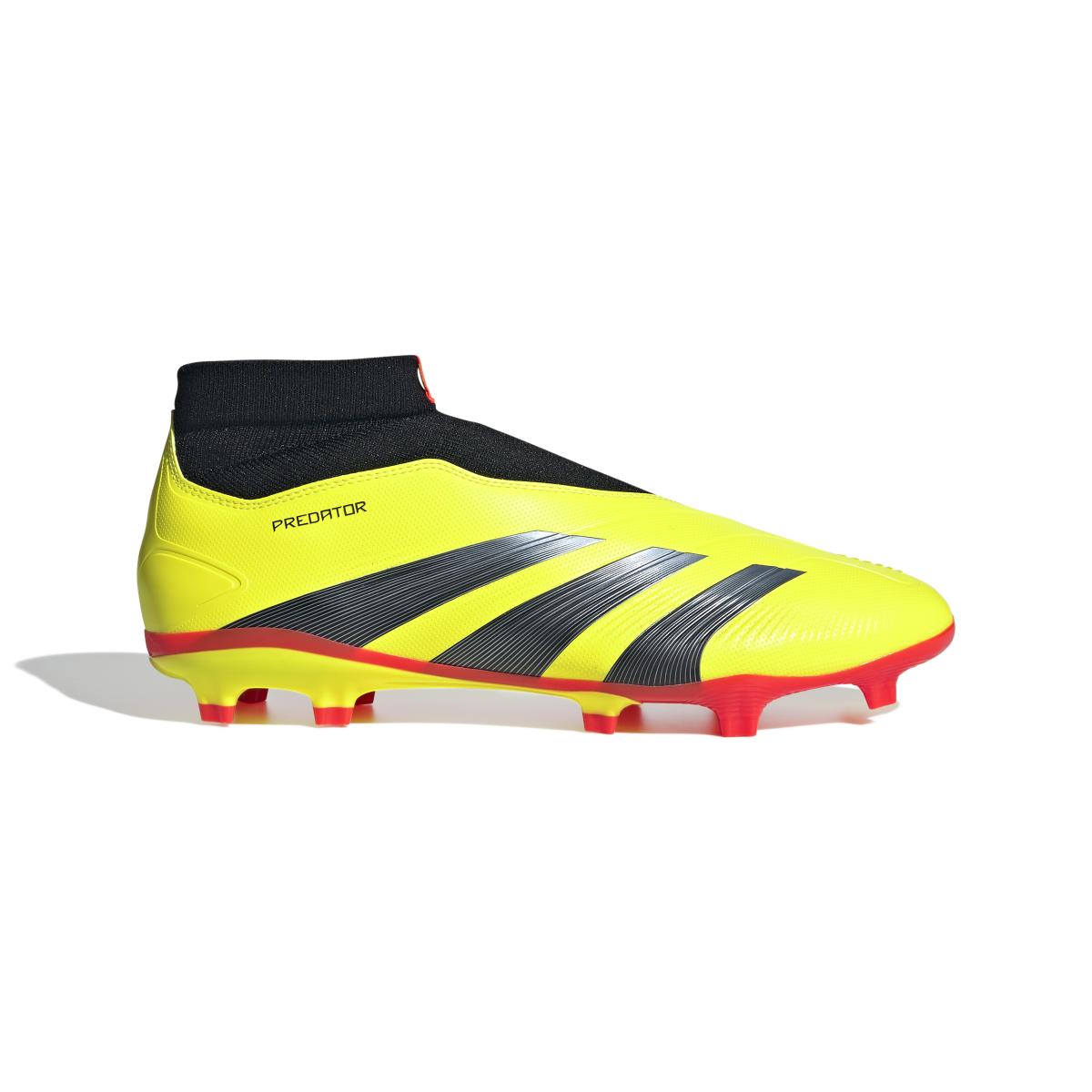 product/a/d/adidas_ig7766_1_footwear_photography_side_lateral_center_view_white.jpg