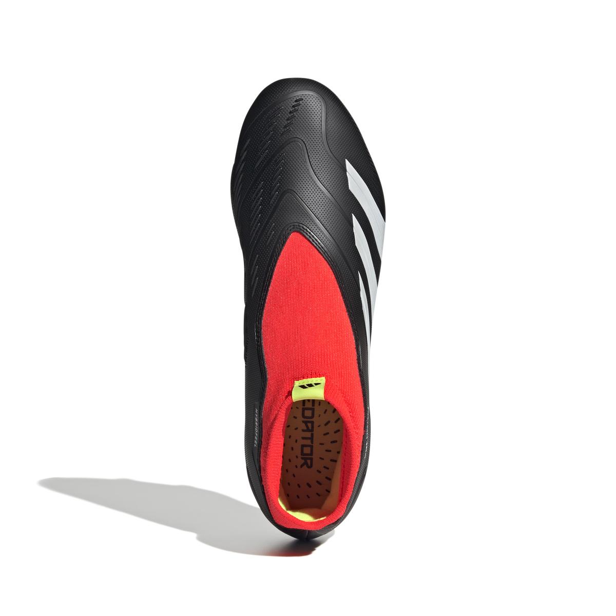 product/a/d/adidas_ig7768_2_footwear_photography_top_portrait_view_white-030824.jpg