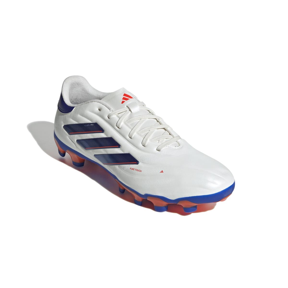product/a/d/adidas_ig8686_5_footwear_photography_front_lateral_top_view_white.jpg