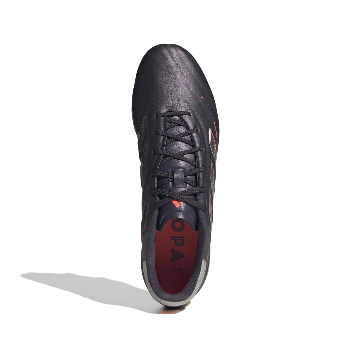 product/a/d/adidas_ig8693_2_footwear_photography_top_portrait_view_white.jpg