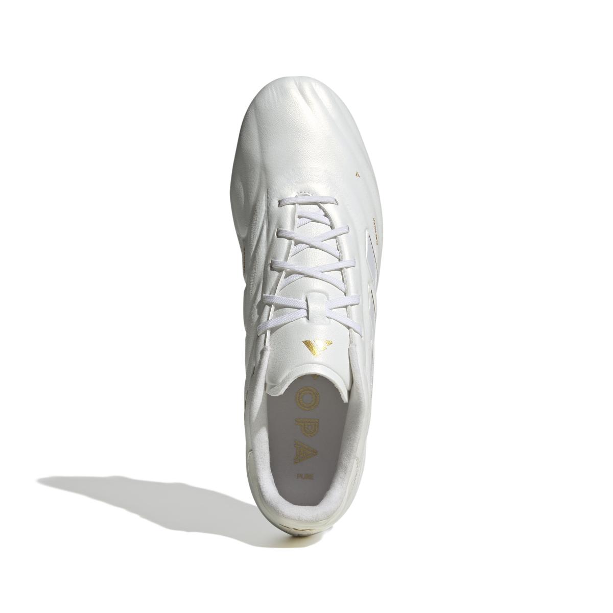 product/a/d/adidas_ig8710_2_footwear_photography_top_portrait_view_white.jpg