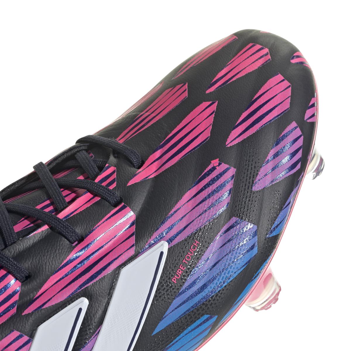 product/a/d/adidas_ig8711_8_footwear_photography_detail_view_2_white.jpg