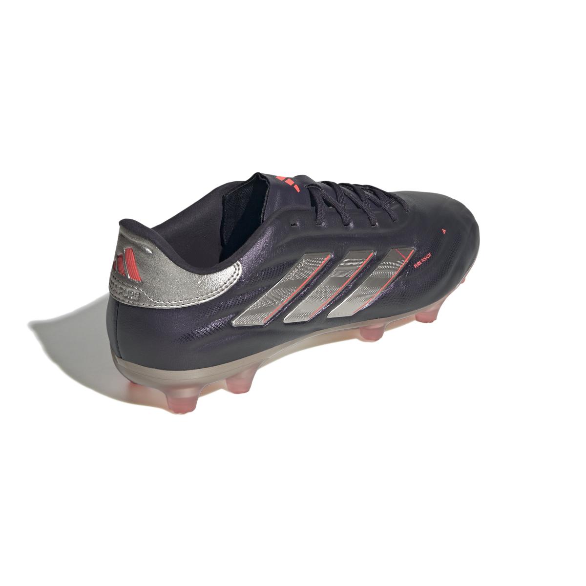 product/a/d/adidas_ig8714_6_footwear_photography_back_lateral_top_view_white.jpg