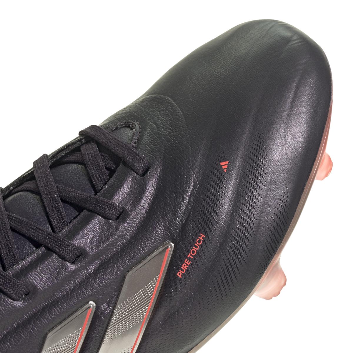product/a/d/adidas_ig8714_7_footwear_photography_detail_view_1_white.jpg