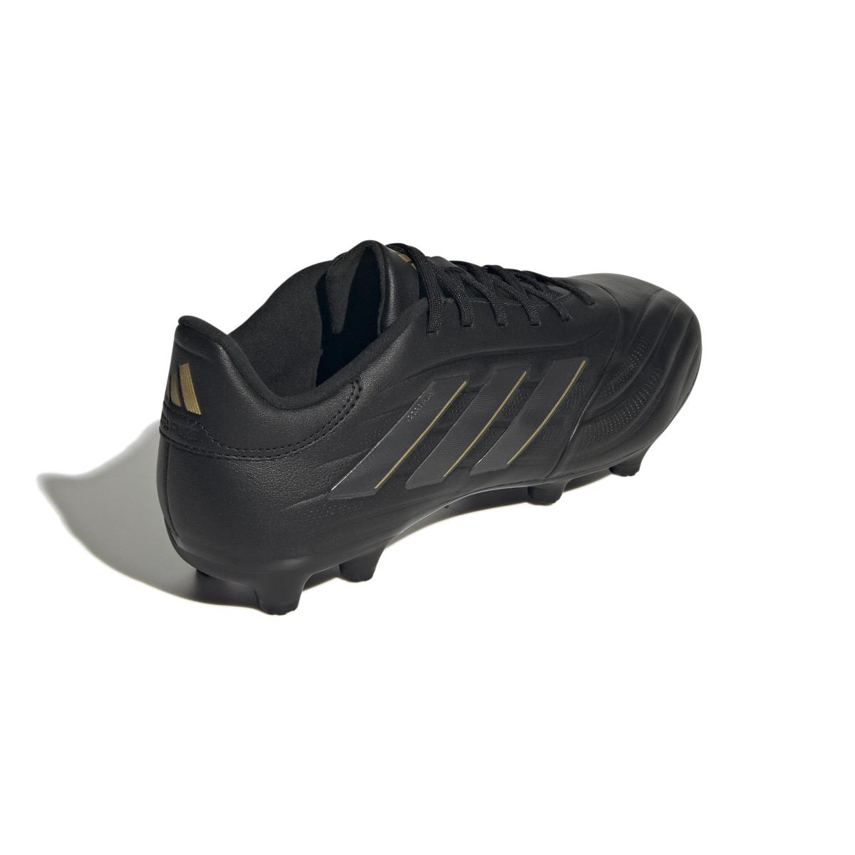product/a/d/adidas_ig8717_6_footwear_photography_back_lateral_top_view_white.jpg