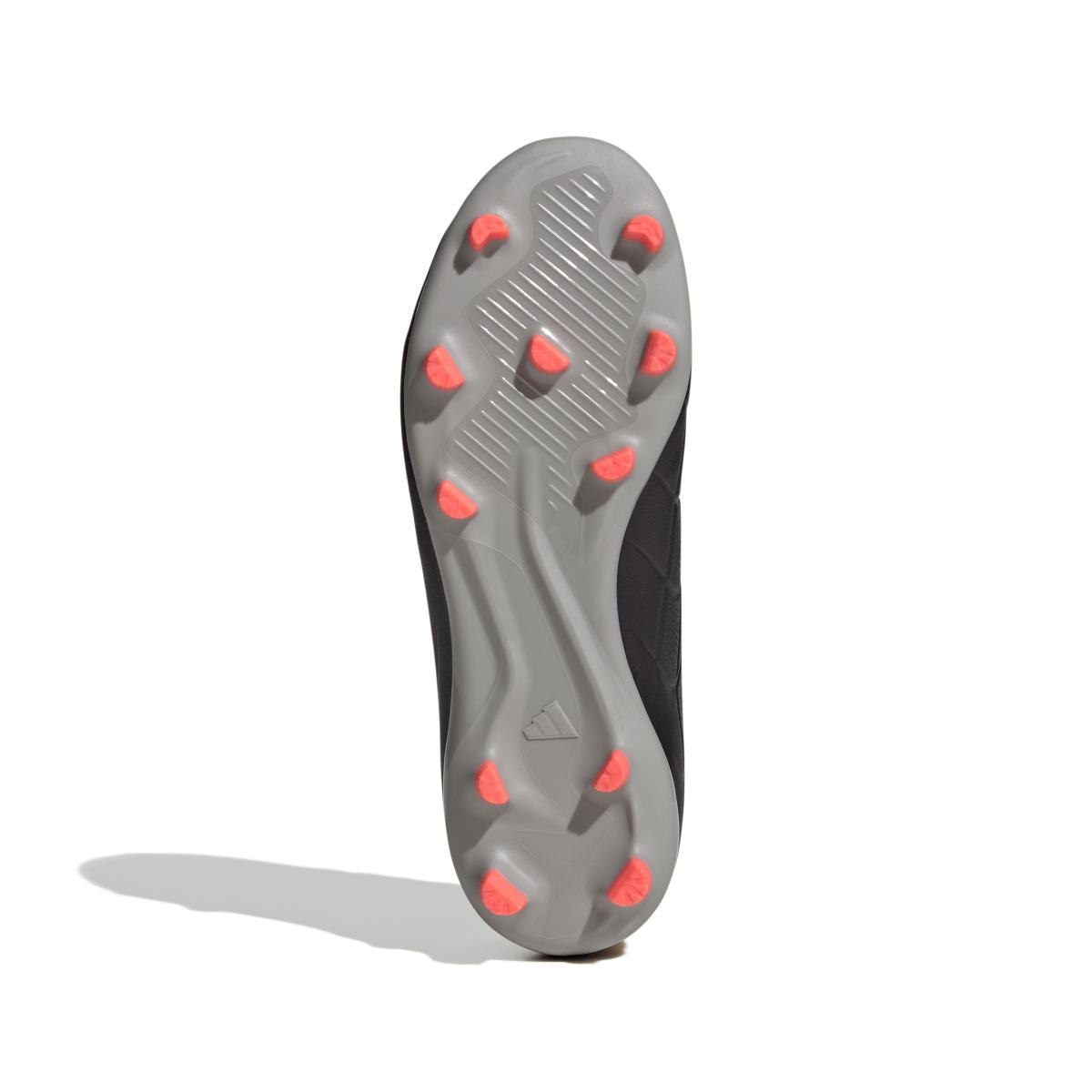 product/a/d/adidas_ig8730_3_footwear_photography_bottom_view_white.jpg