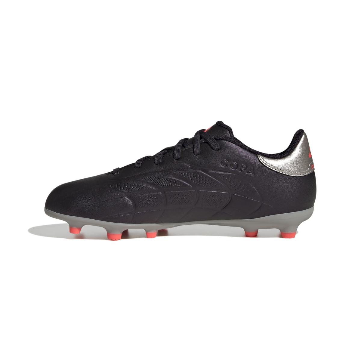 product/a/d/adidas_ig8730_4_footwear_photography_side_medial_center_view_white.jpg