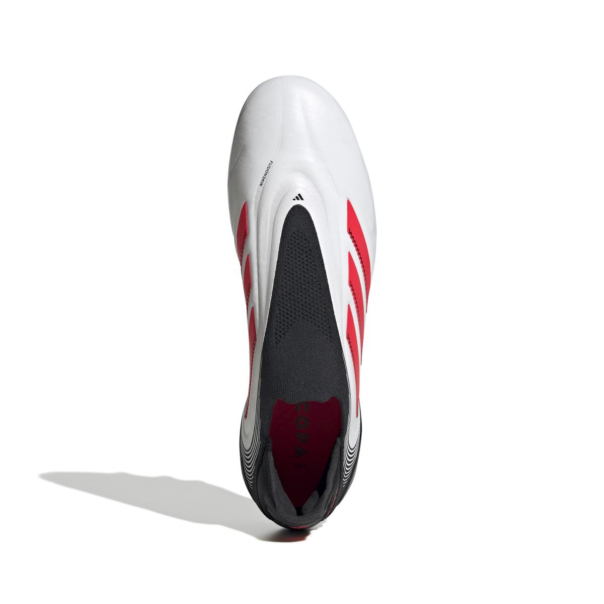 product/a/d/adidas_ih0076_2_footwear_photography_top_portrait_view_white.jpg