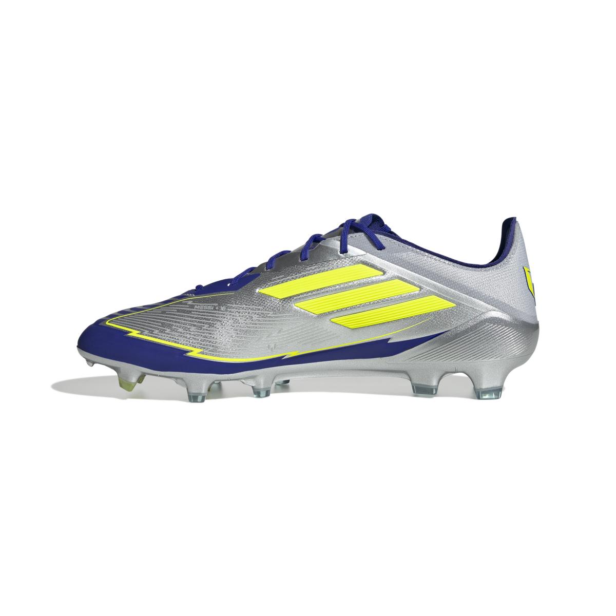 product/a/d/adidas_ih0915_4_footwear_photography_side_medial_center_view_white.jpg