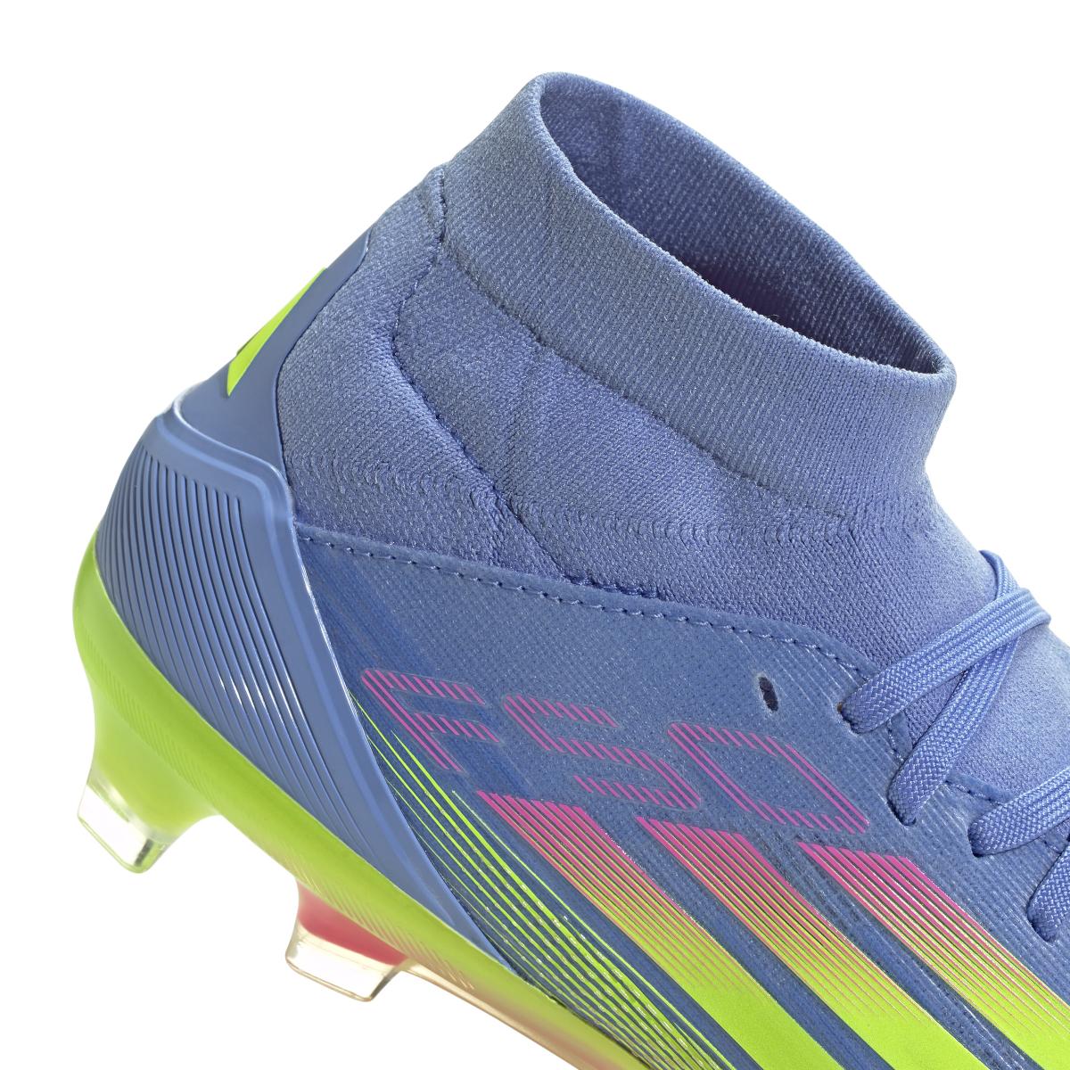 product/a/d/adidas_ih3863_7_footwear_photography_detail_view_1_white.jpg