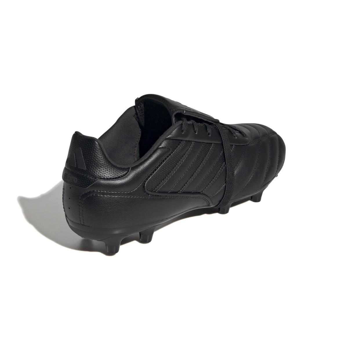 product/a/d/adidas_ih8281_6_footwear_photography_back_lateral_top_view_white.jpg