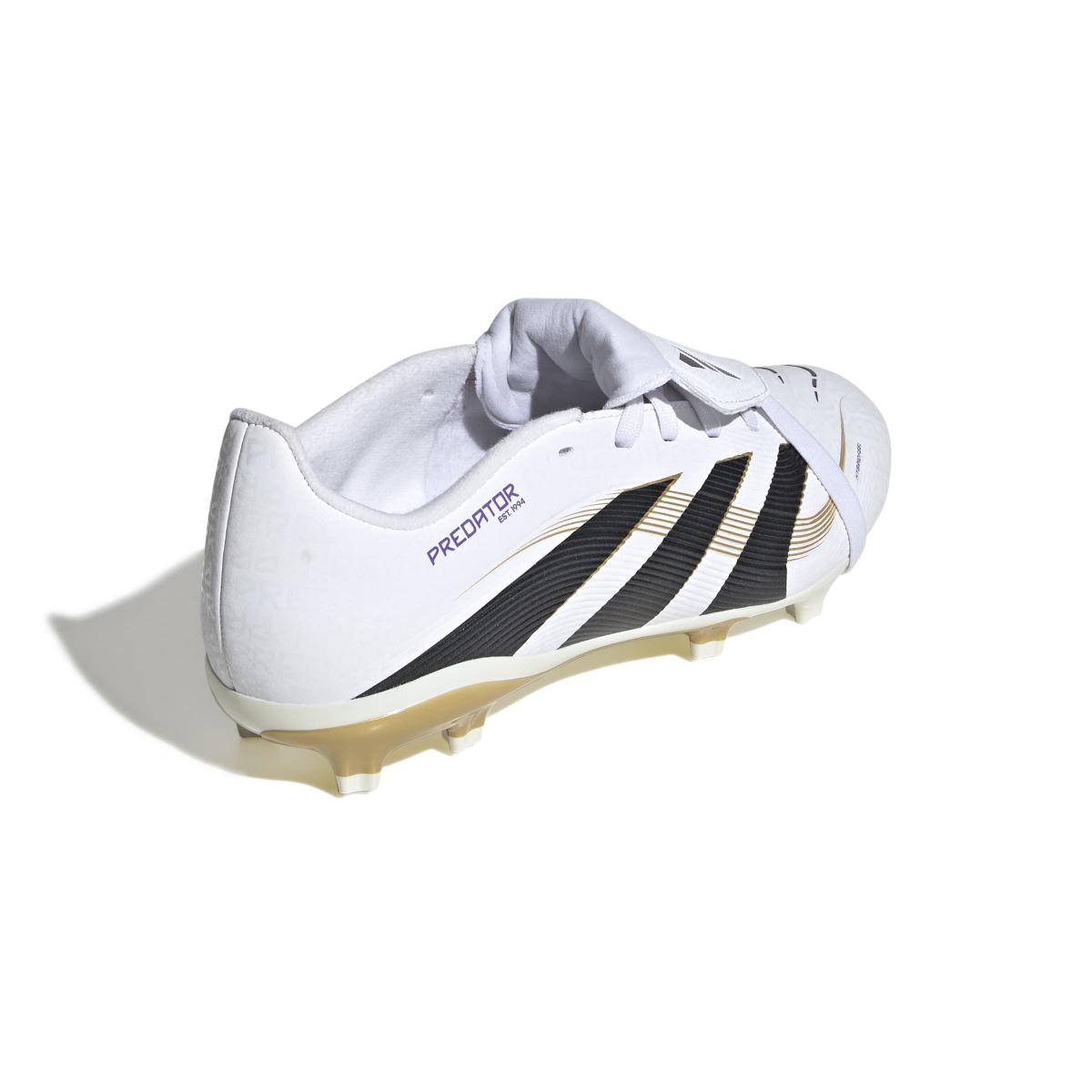 product/a/d/adidas_ih9587_6_footwear_photography_back_lateral_top_view_white.jpg
