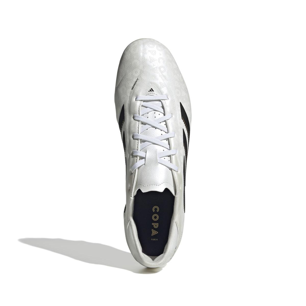 product/a/d/adidas_jh6296_2_footwear_photography_top_portrait_view_white.jpg