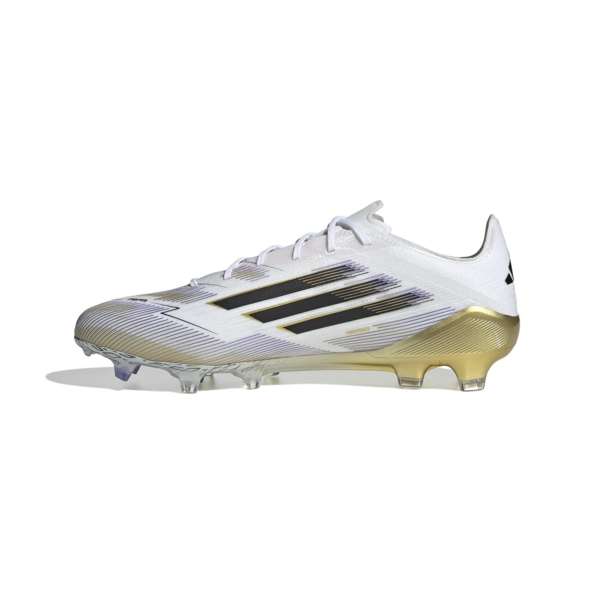 product/a/d/adidas_jh7617_4_footwear_photography_side_medial_center_view_white.jpg