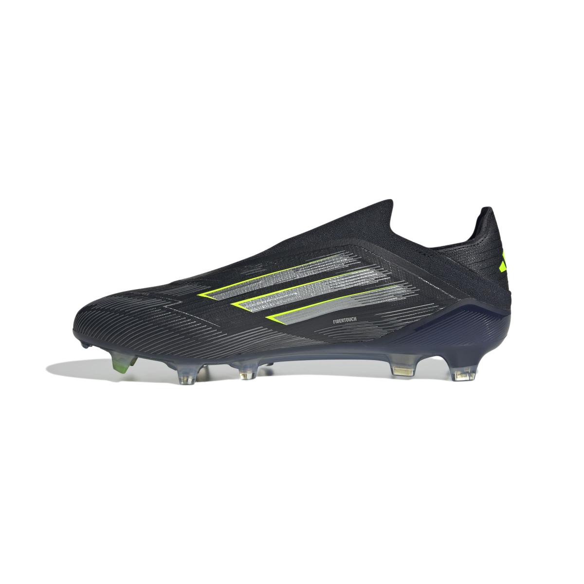 product/a/d/adidas_jh7629_4_footwear_photography_side_medial_center_view_white.jpg