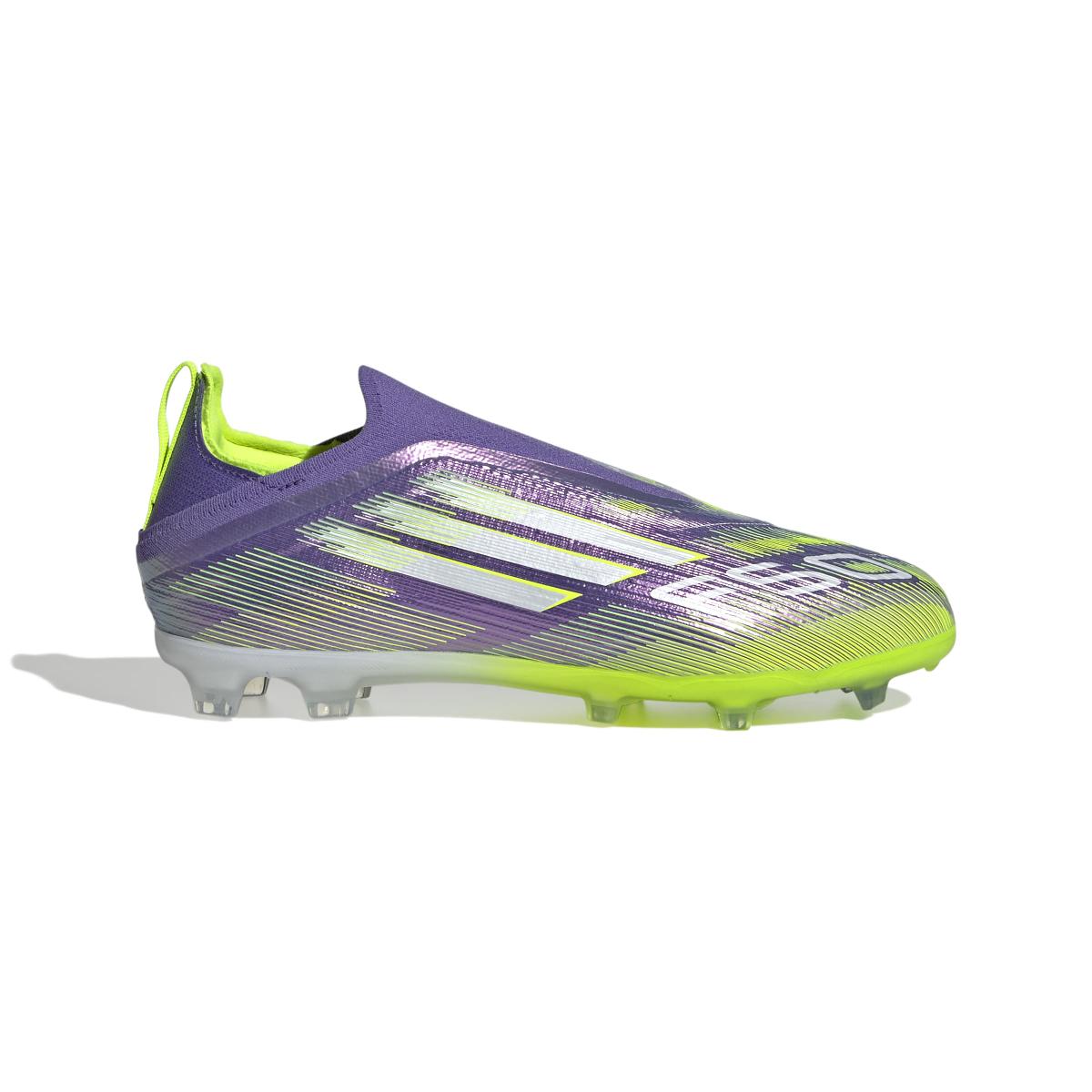 product/a/d/adidas_jh7709_1_footwear_photography_side_lateral_center_view_white.jpg