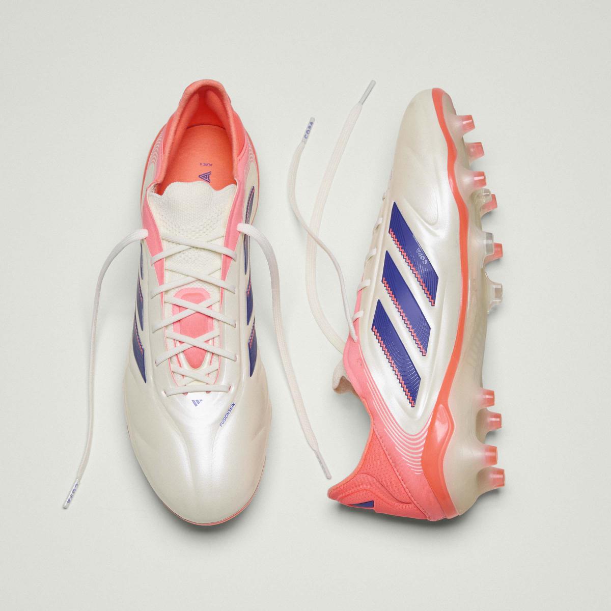 product/a/d/adidas_jh8728_16_footwear_photography_heromrktng_view_5-nw091625.jpg