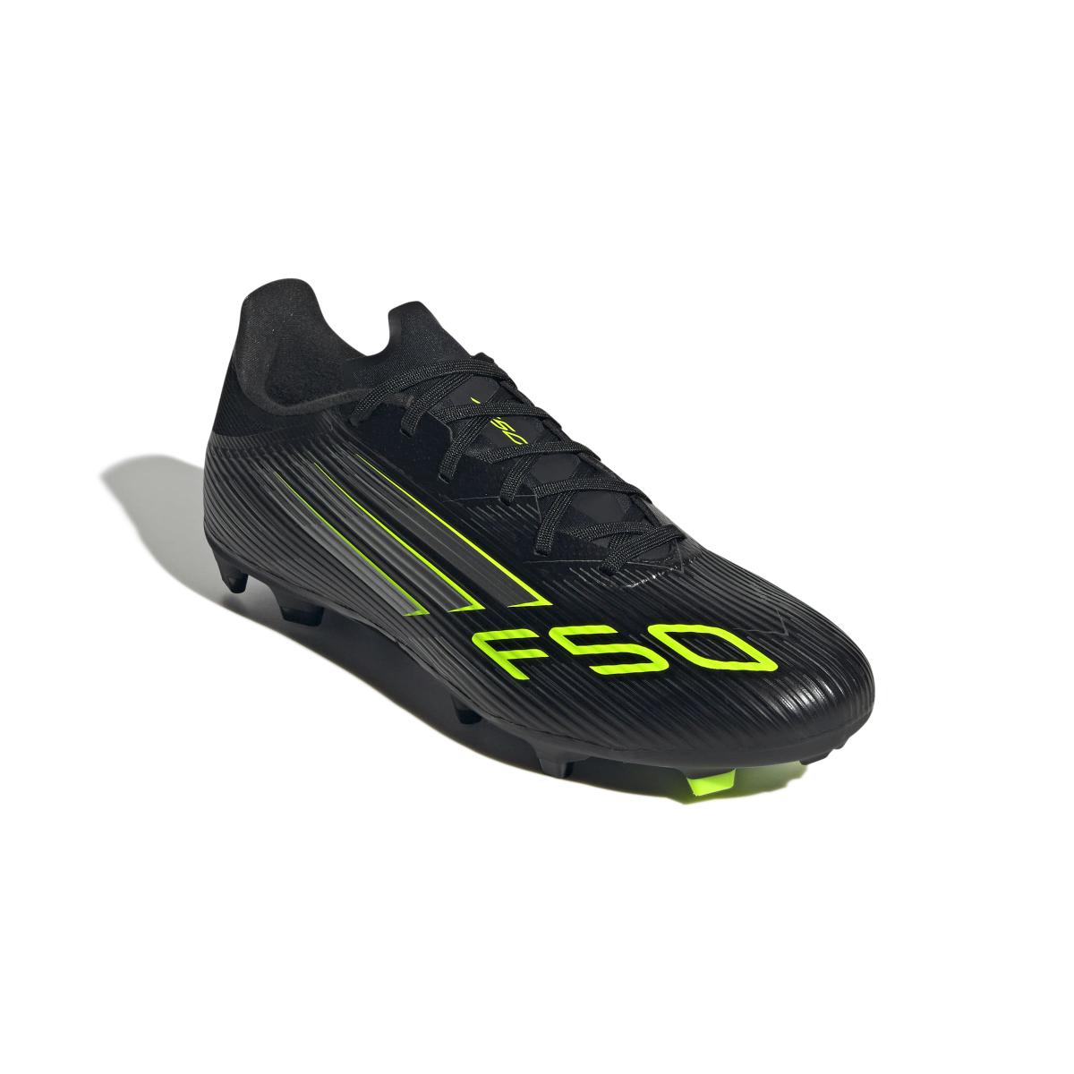 product/a/d/adidas_ji0007_5_footwear_photography_front_lateral_top_view_white.jpg