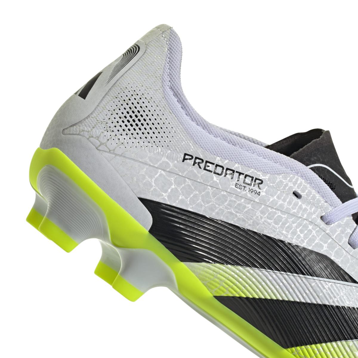 product/a/d/adidas_ji1186_8_footwear_photography_detail_view_2_white.jpg