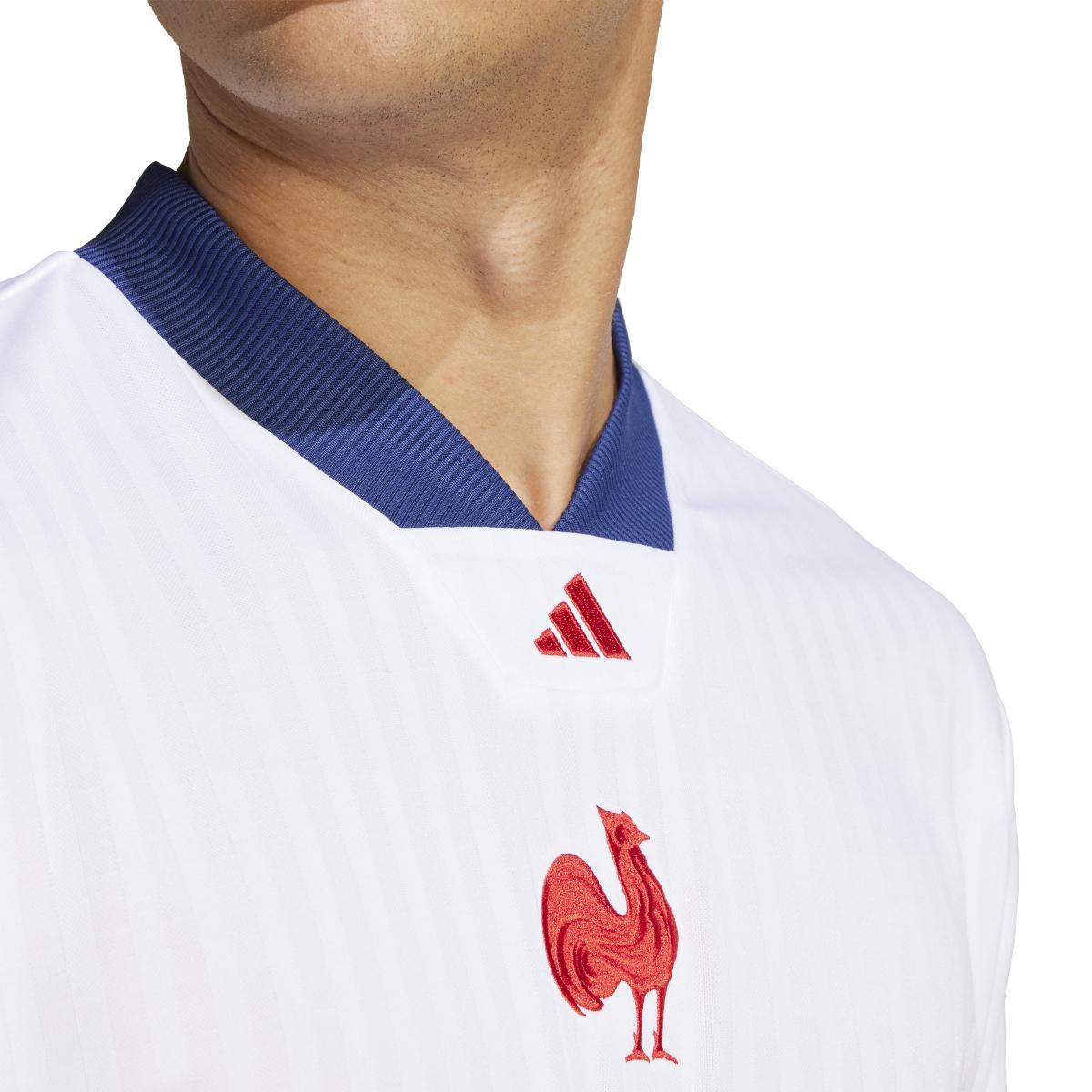 product/a/d/adidas_jp0368_8_apparel_on_model_detail_view_2_white.jpg