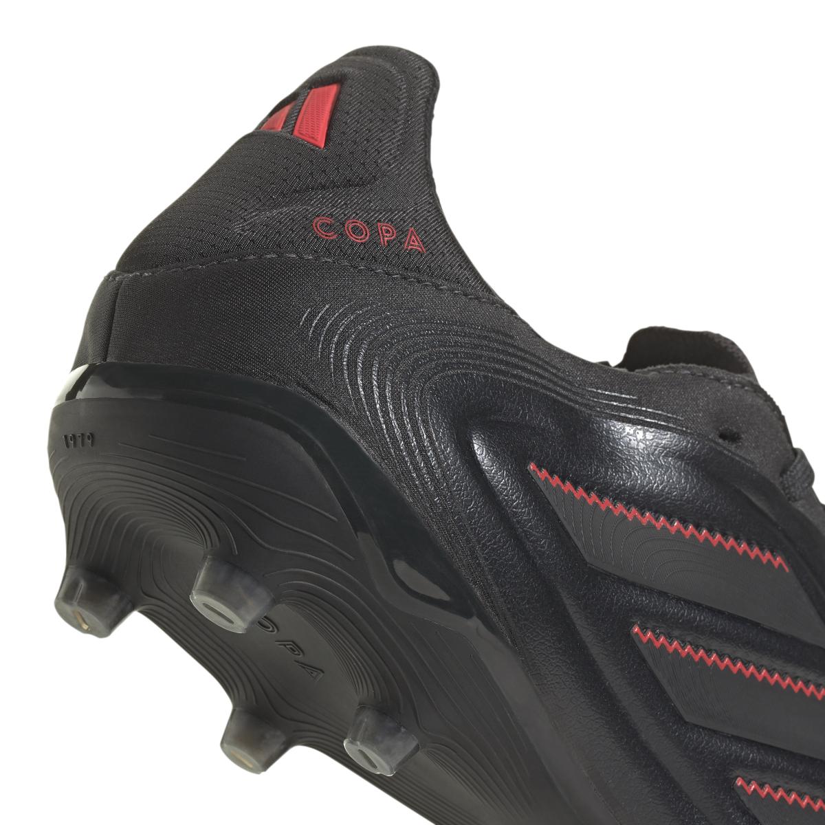 product/a/d/adidas_jp5620_cblack-carbon-lucred_8.jpg