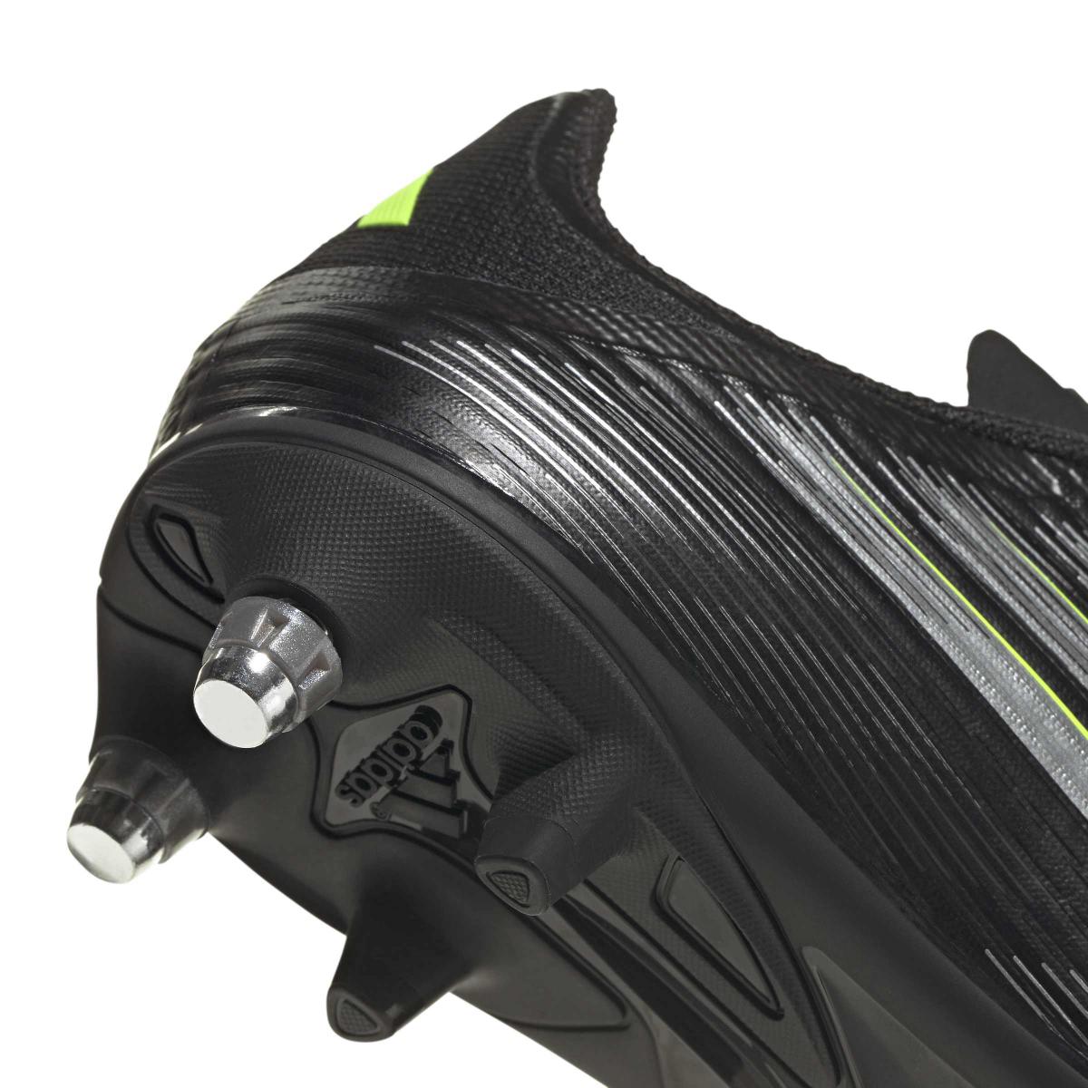 product/a/d/adidas_jq4183_7_footwear_photography_detail_view_1_white.jpg