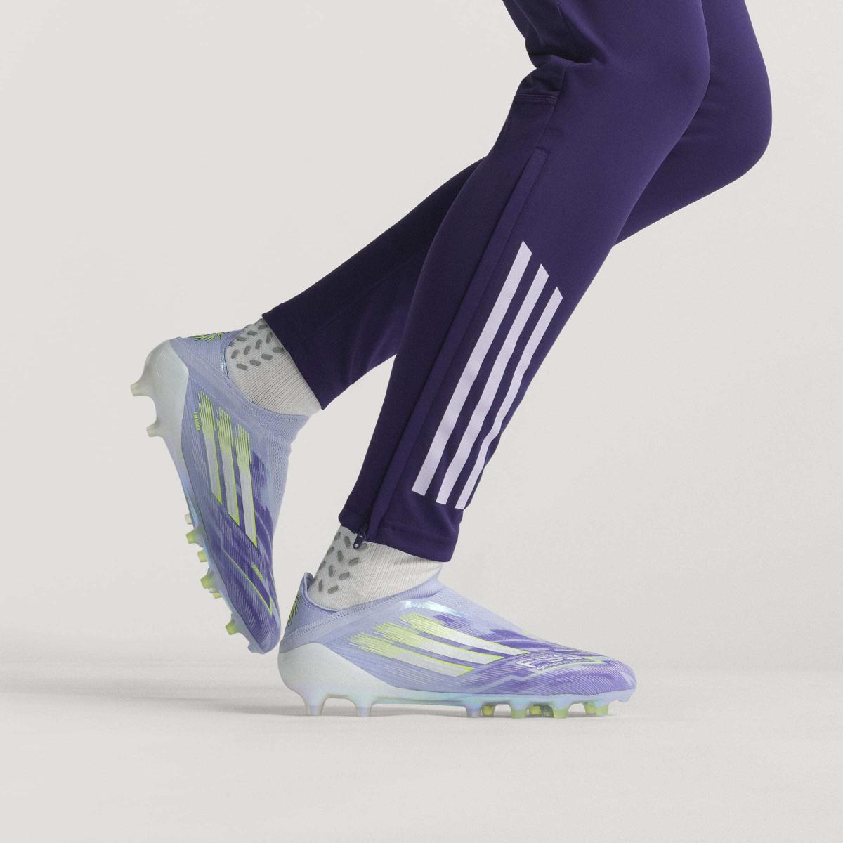 product/a/d/adidas_jq6355_16_footwear_photography_heromrktng_view_3-nw091625.jpg