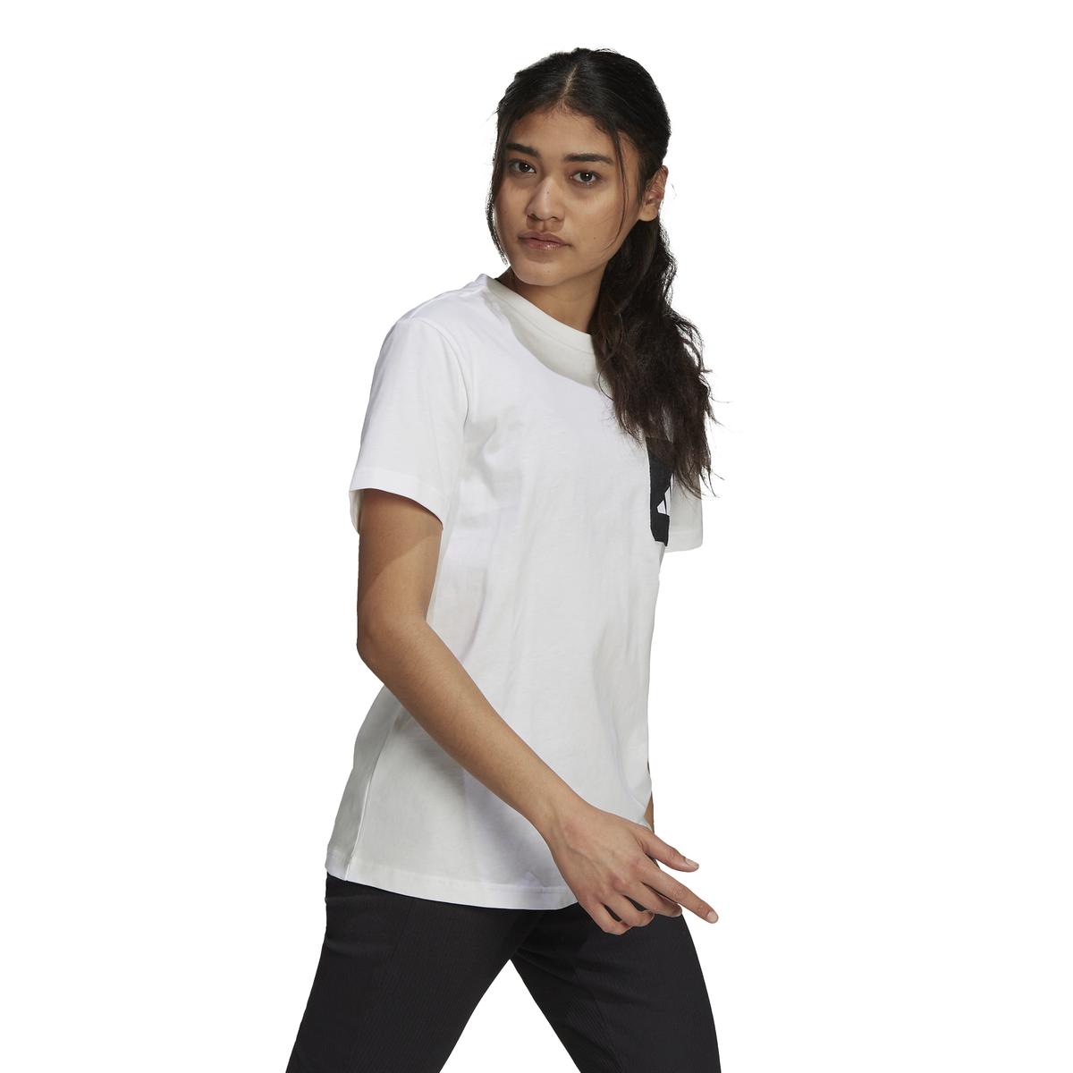 product/g/t/gt8832_app_on-model_walking_white.jpg