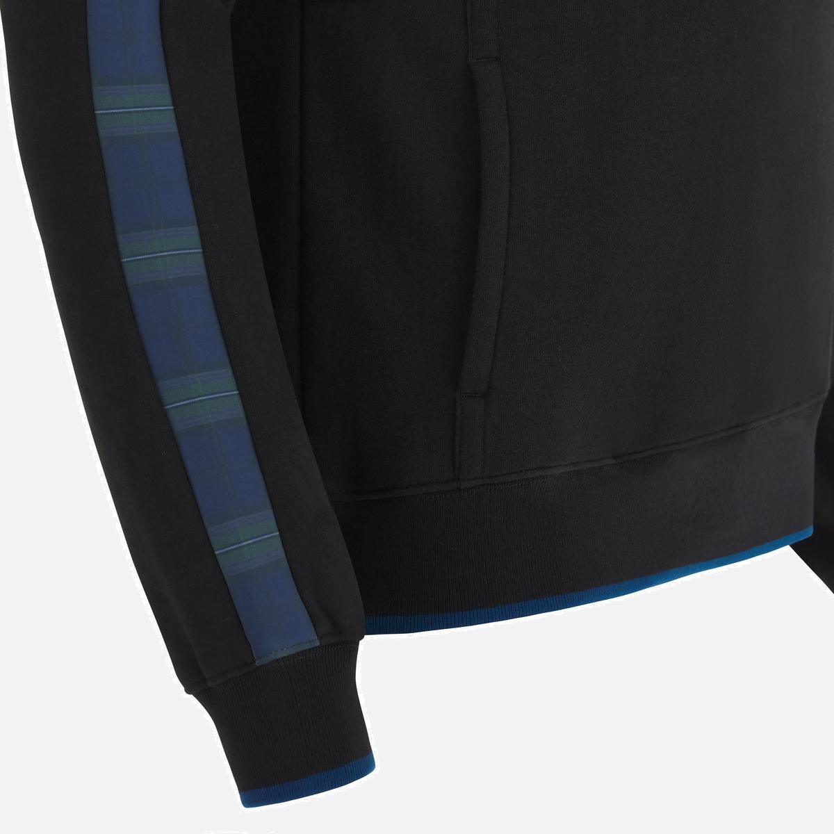 product/m/a/macron_58575054_black-tart_5.jpg
