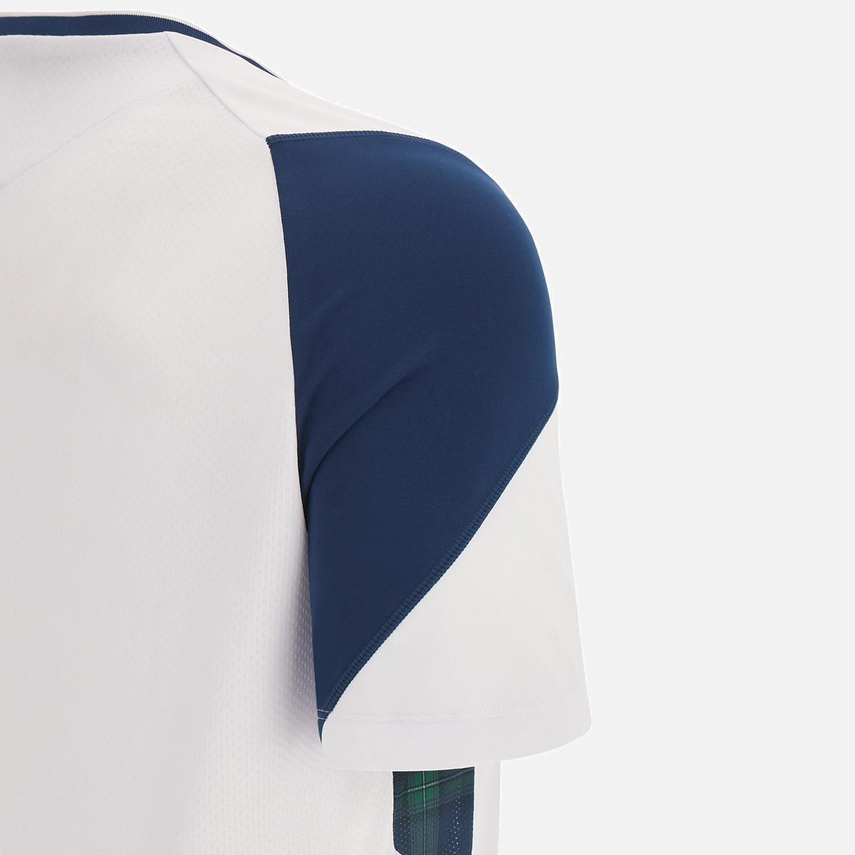 product/m/a/macron_58575119_white-blur-tart_5.jpg