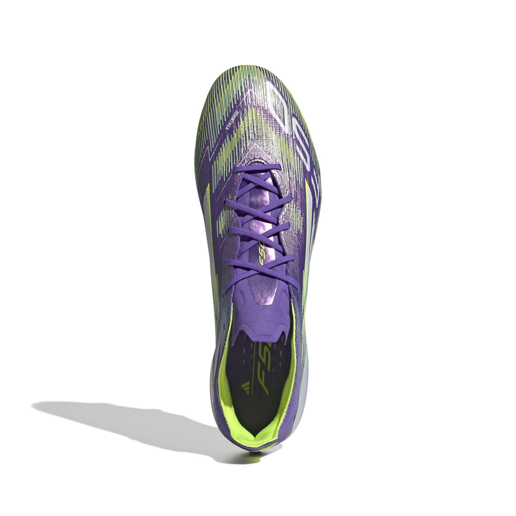 product/2/0/2025_adidas_jh7615_2_footwear_photography_top_portrait_view_white.jpg