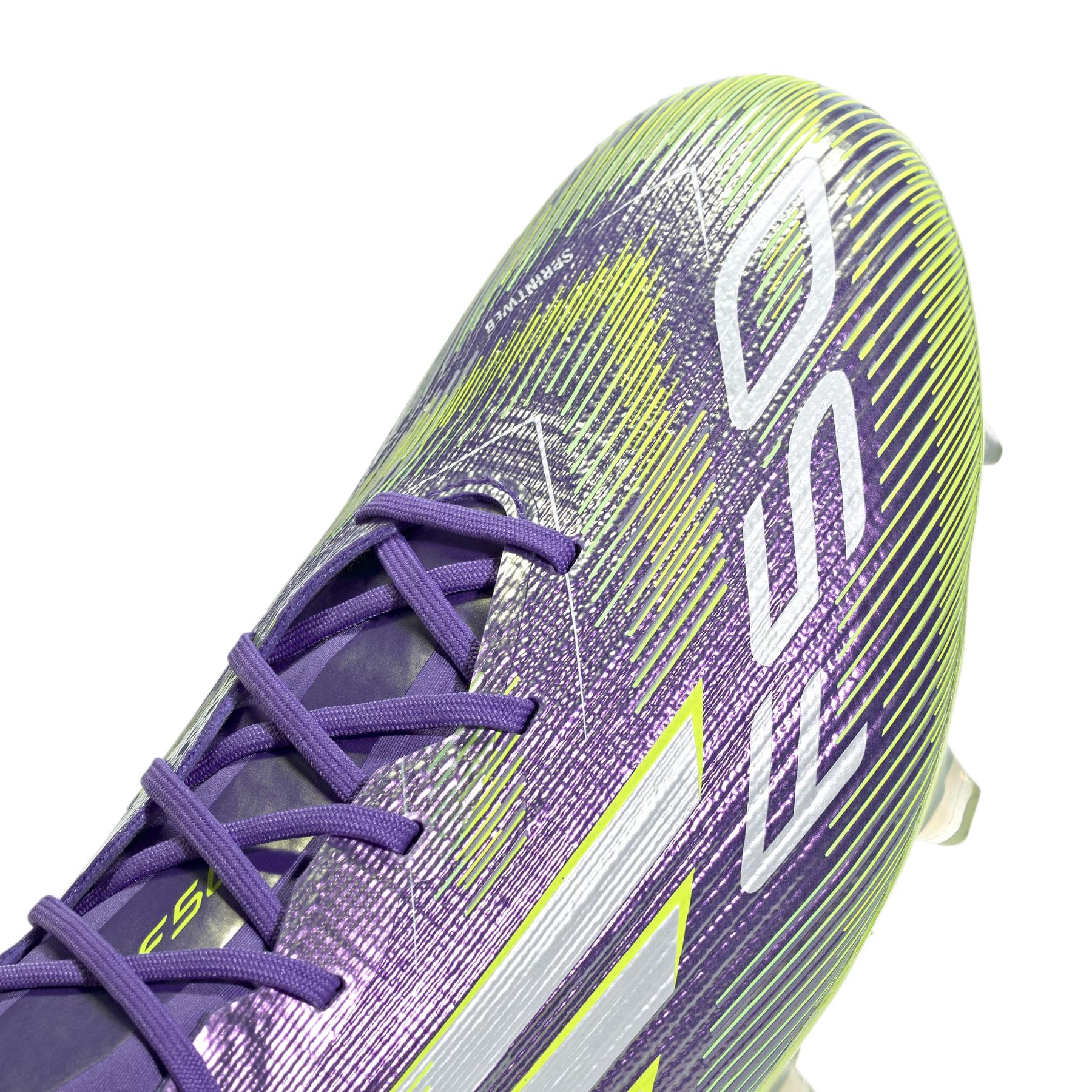 product/2/0/2025_adidas_jh7615_8_footwear_photography_detail_view_2_white.jpg