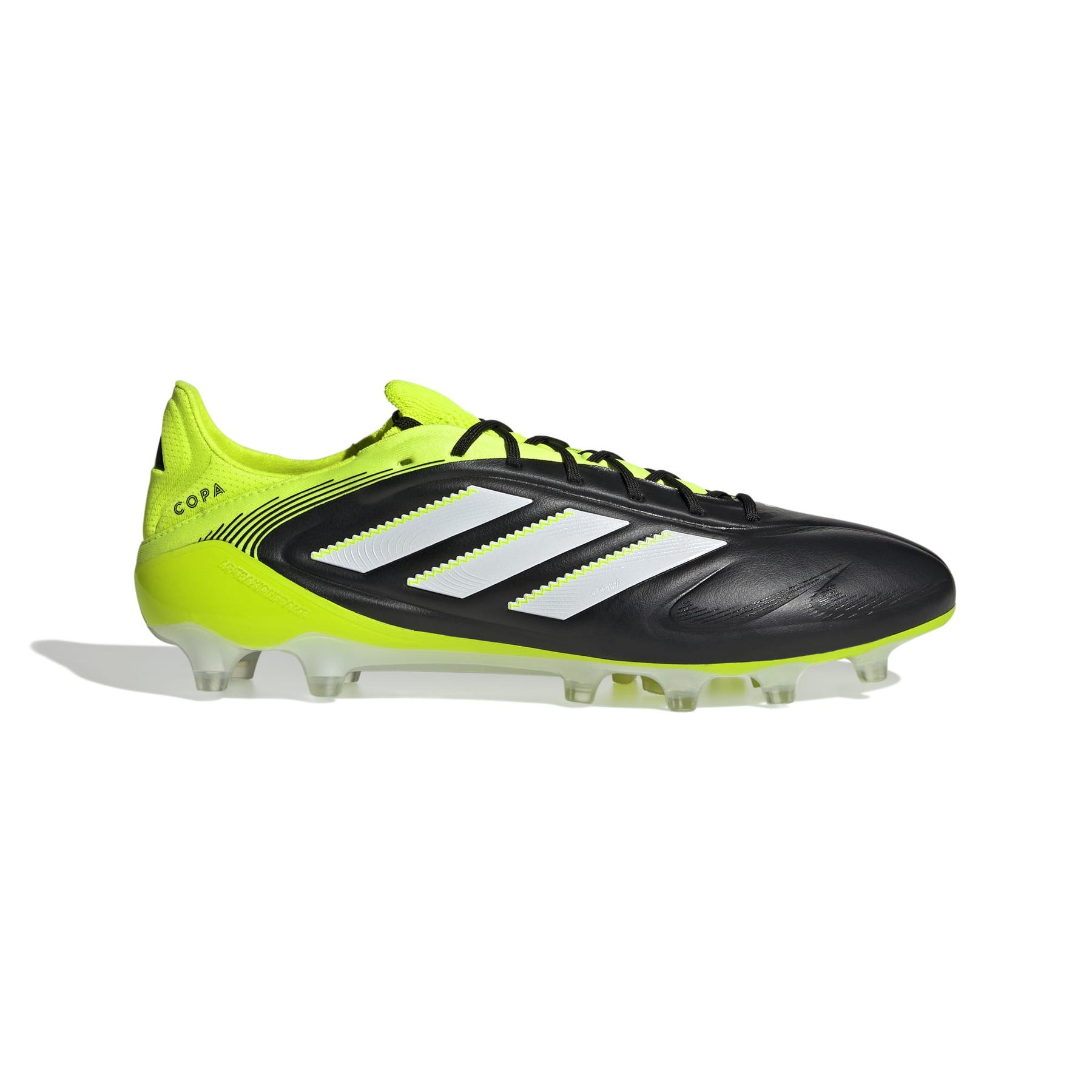 product/2/0/2025_adidas_jr2820_1_footwear_photography_side_lateral_center_view_white.jpg