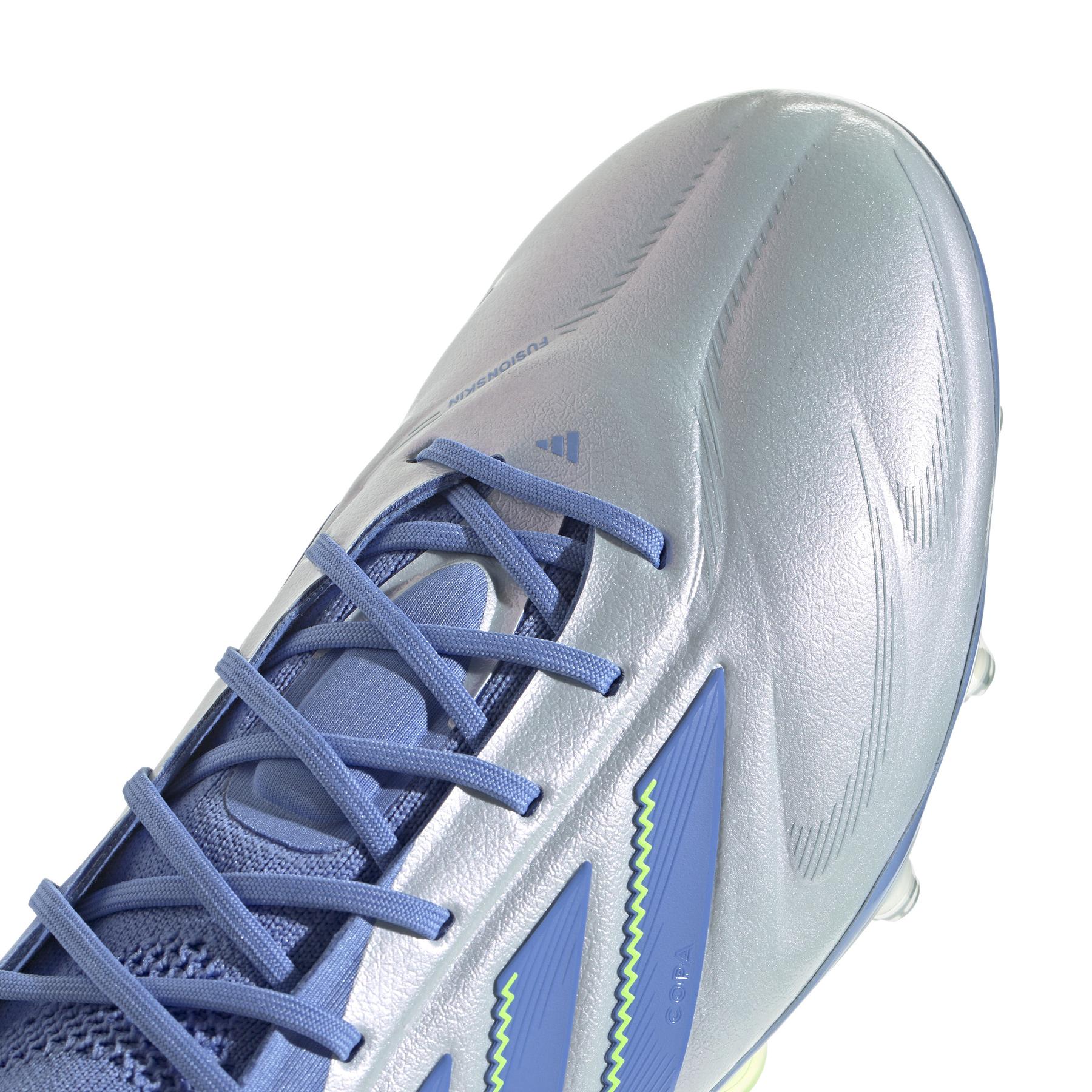 product/2/0/2025adidas_id9038_8_footwear_photography_detail_view_2_white.jpg