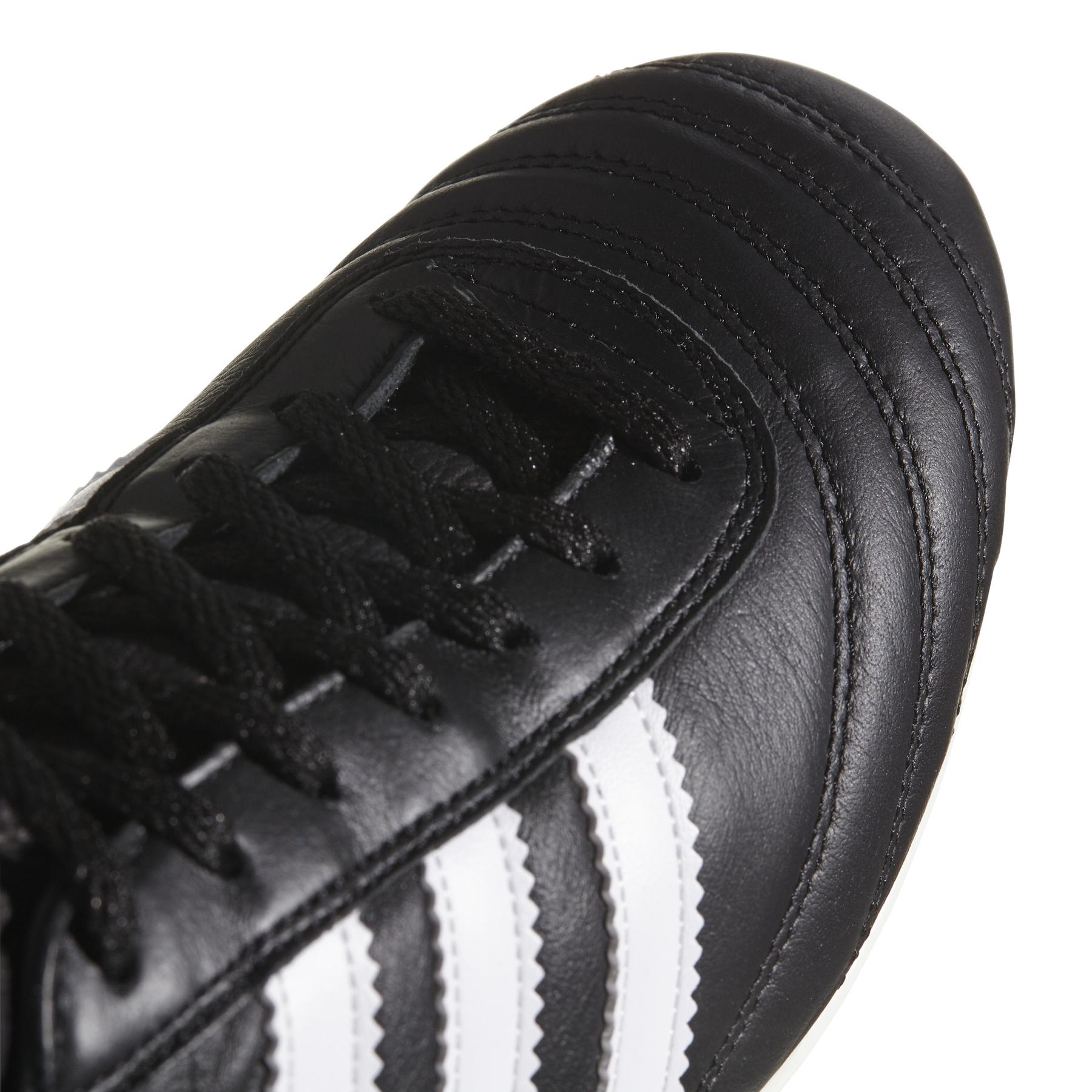 product/a/d/adidas_015110_11_footwear_photography_detail_view_2_white_000.jpg