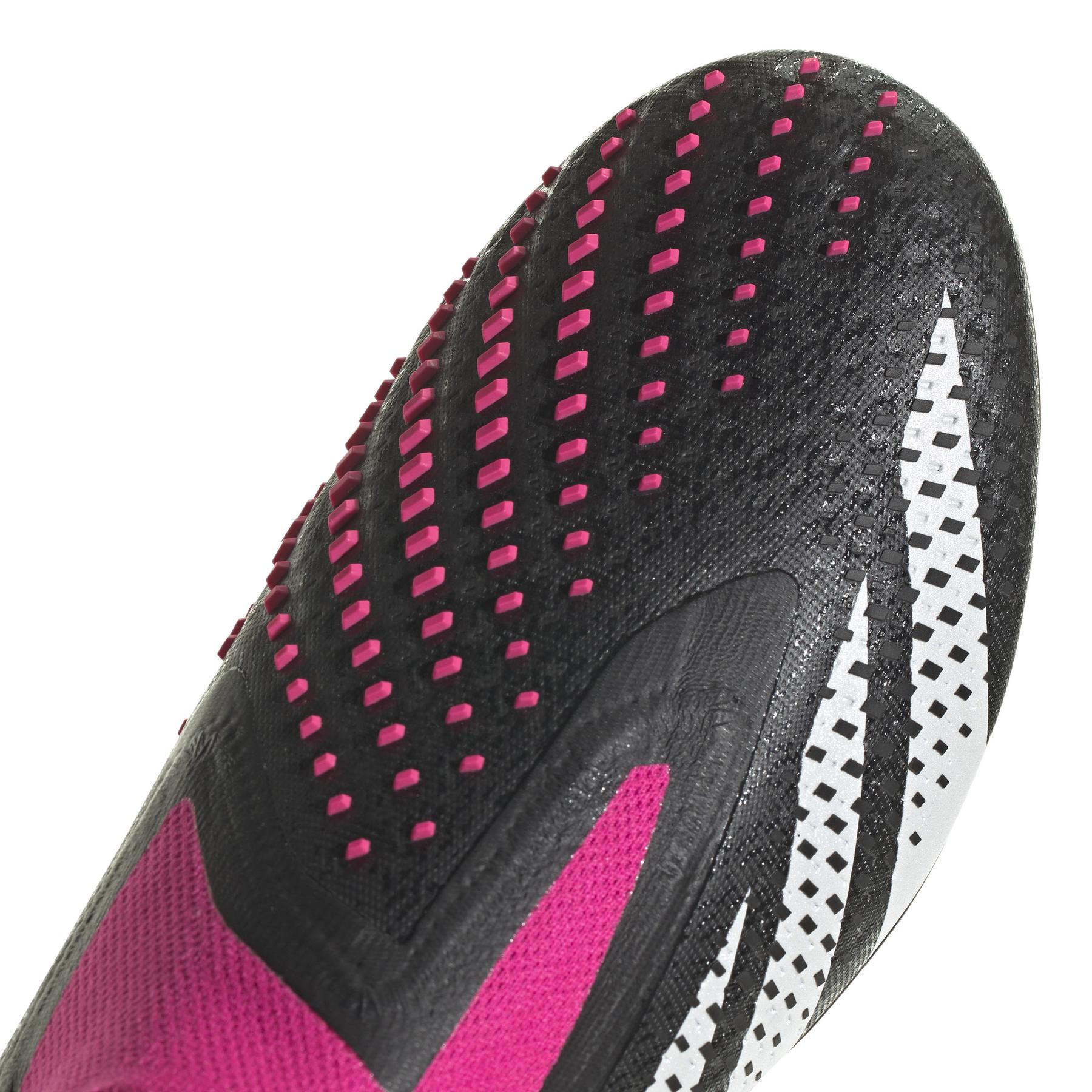 product/a/d/adidas_gw4557_8_footwear_photography_detail_view_2_white_000.jpg