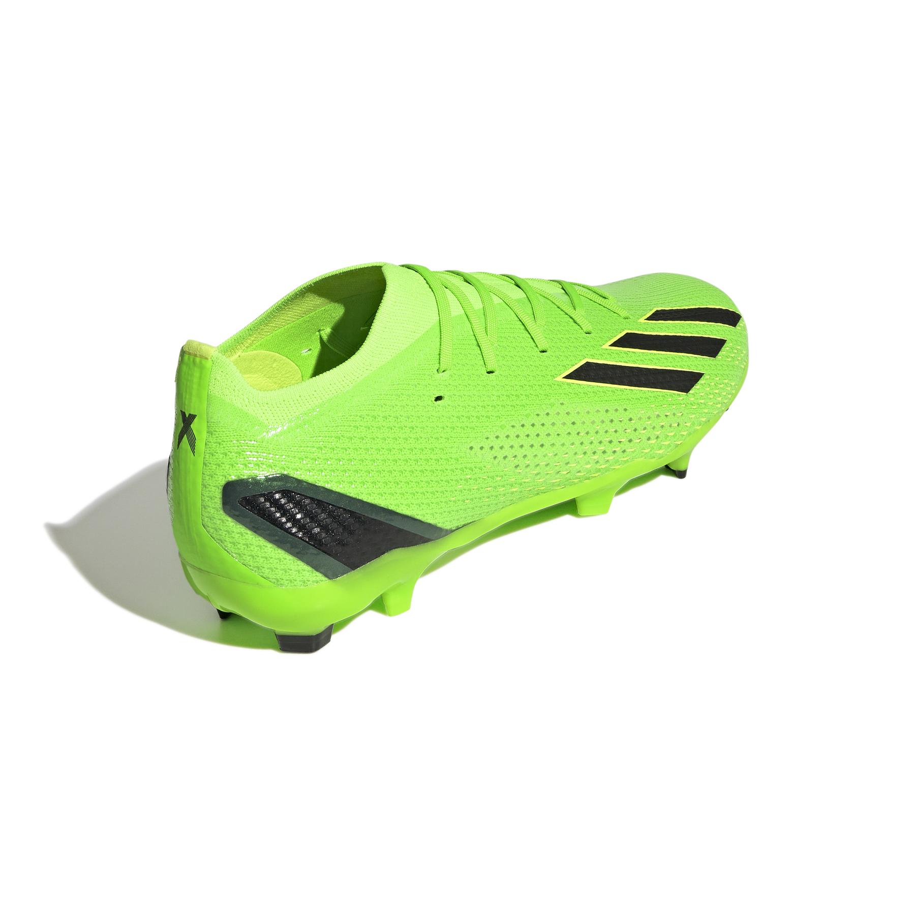 product/a/d/adidas_gw8450_6_footwear_photography_back_lateral_top_view_white_000.jpg