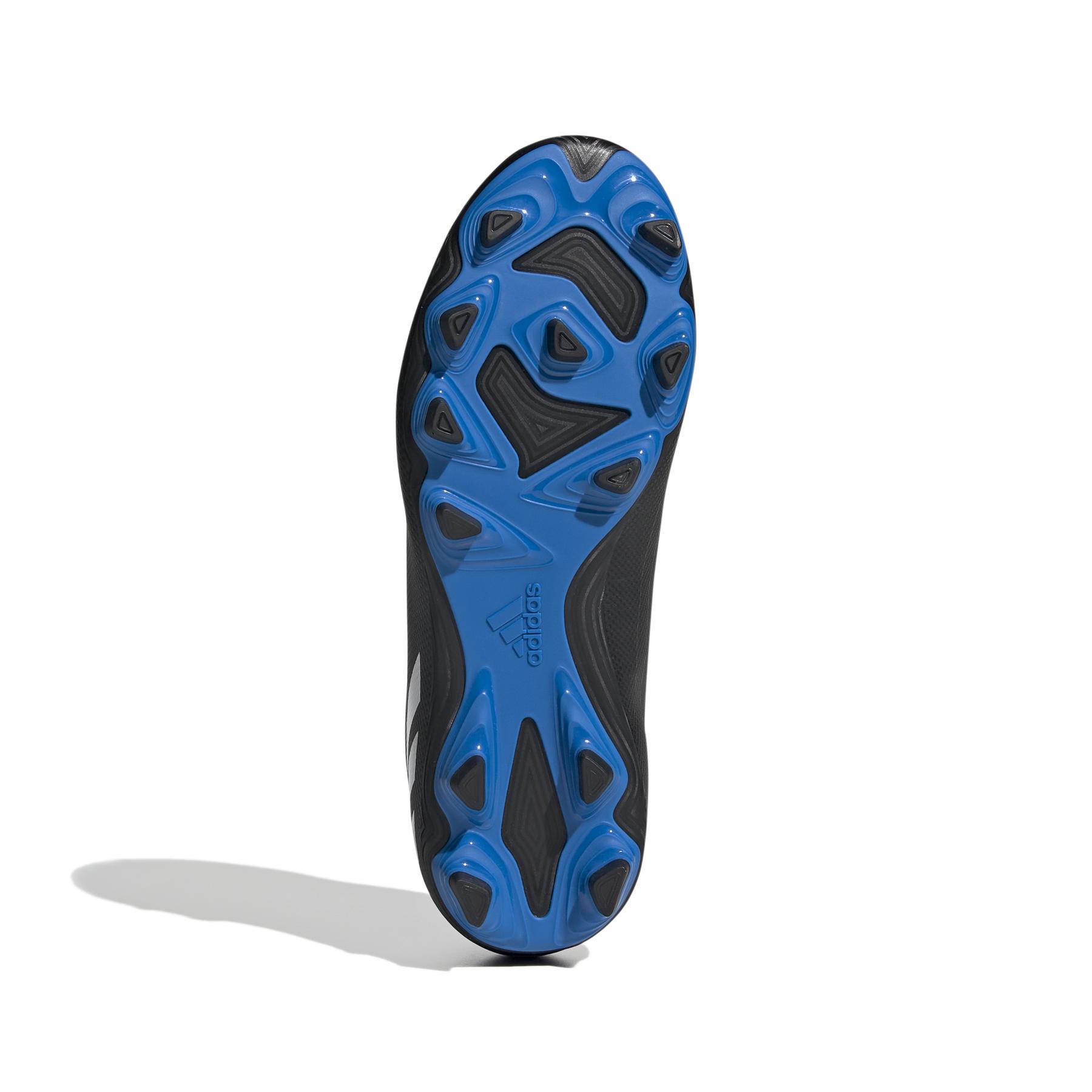 product/a/d/adidas_gx5217_4_footwear_photography_bottom_view_white.jpg