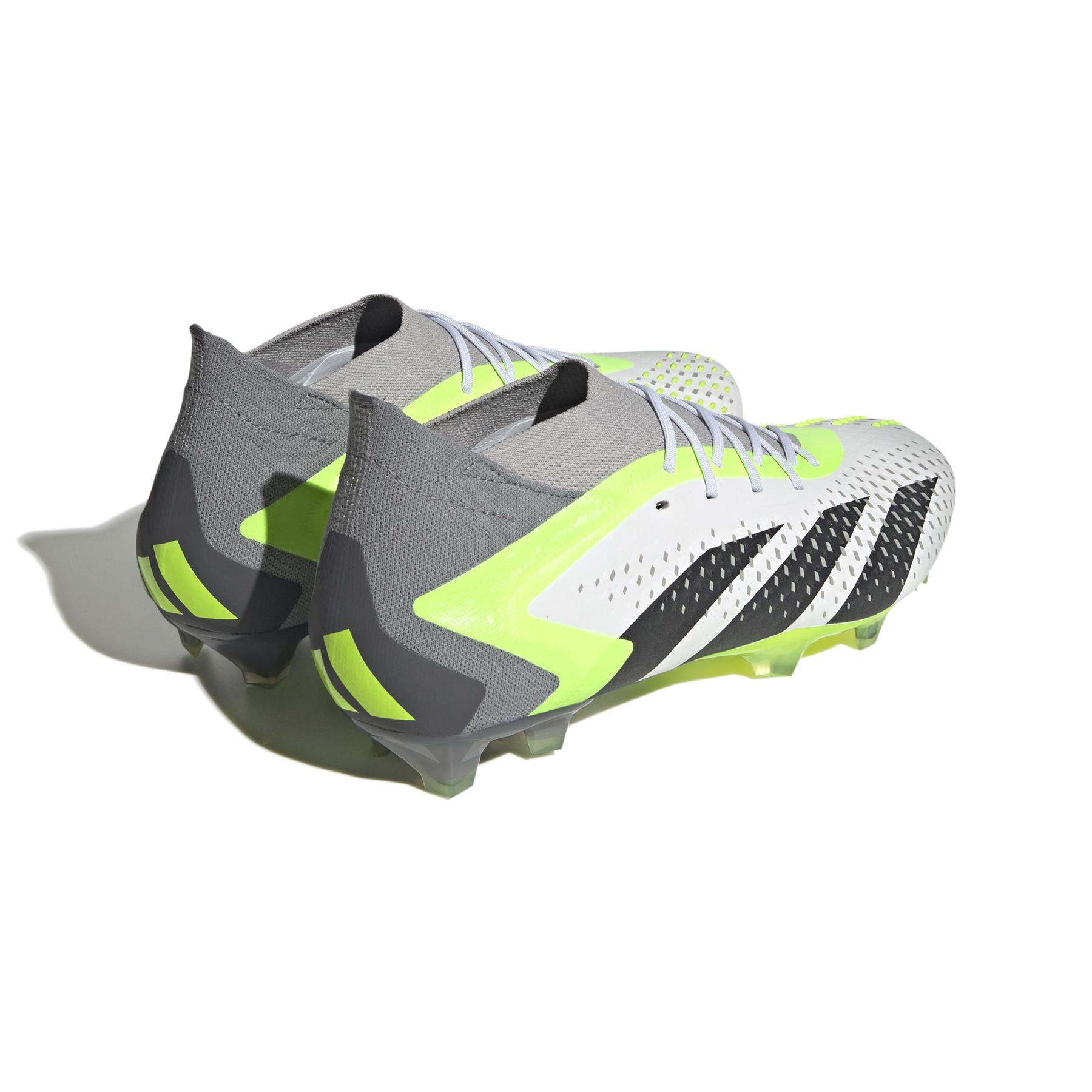 product/a/d/adidas_gz0035_6_footwear_photography_back_lateral_top_view_white_nw.jpg