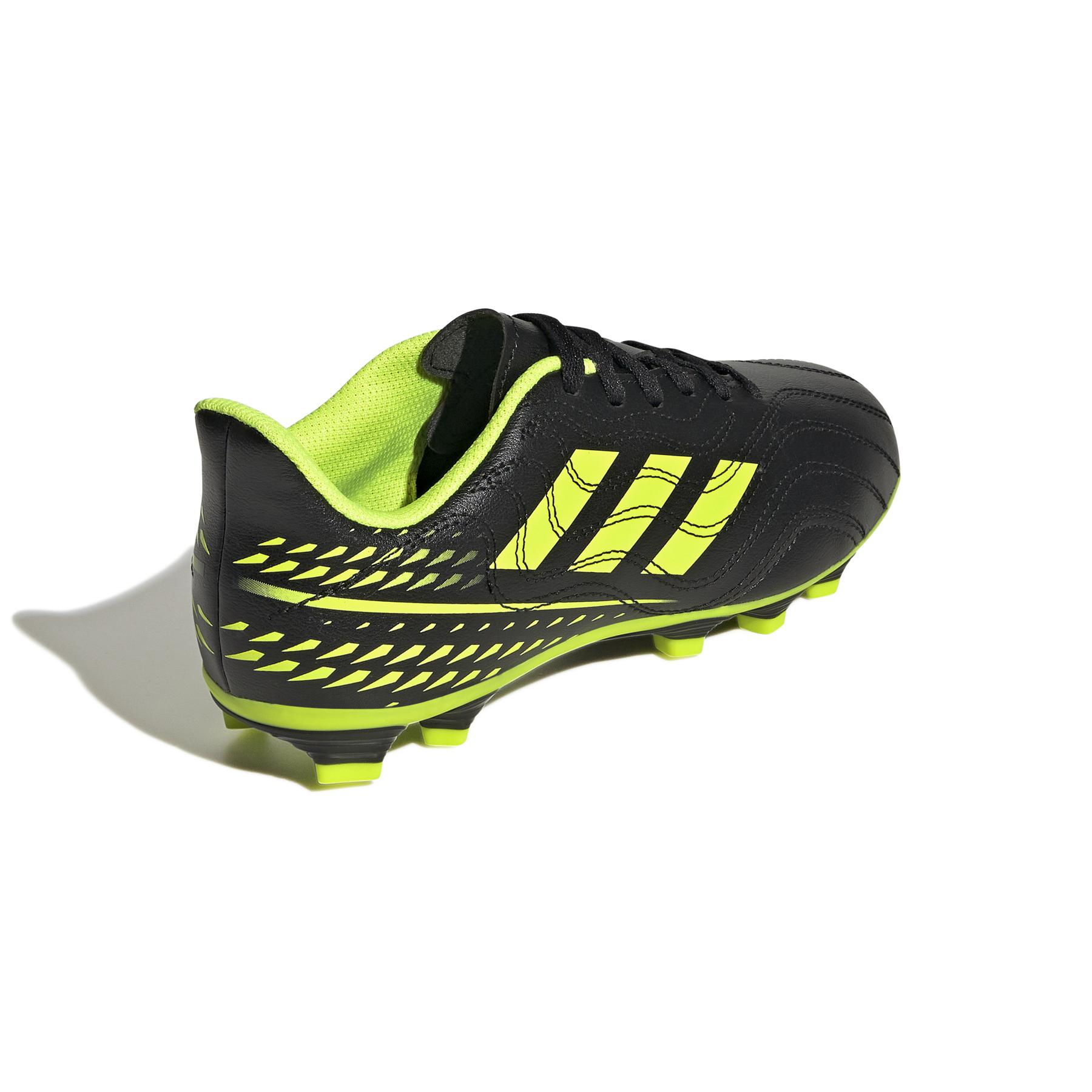 product/a/d/adidas_gz1377_6_footwear_photography_back_lateral_top_view_white_000.jpg