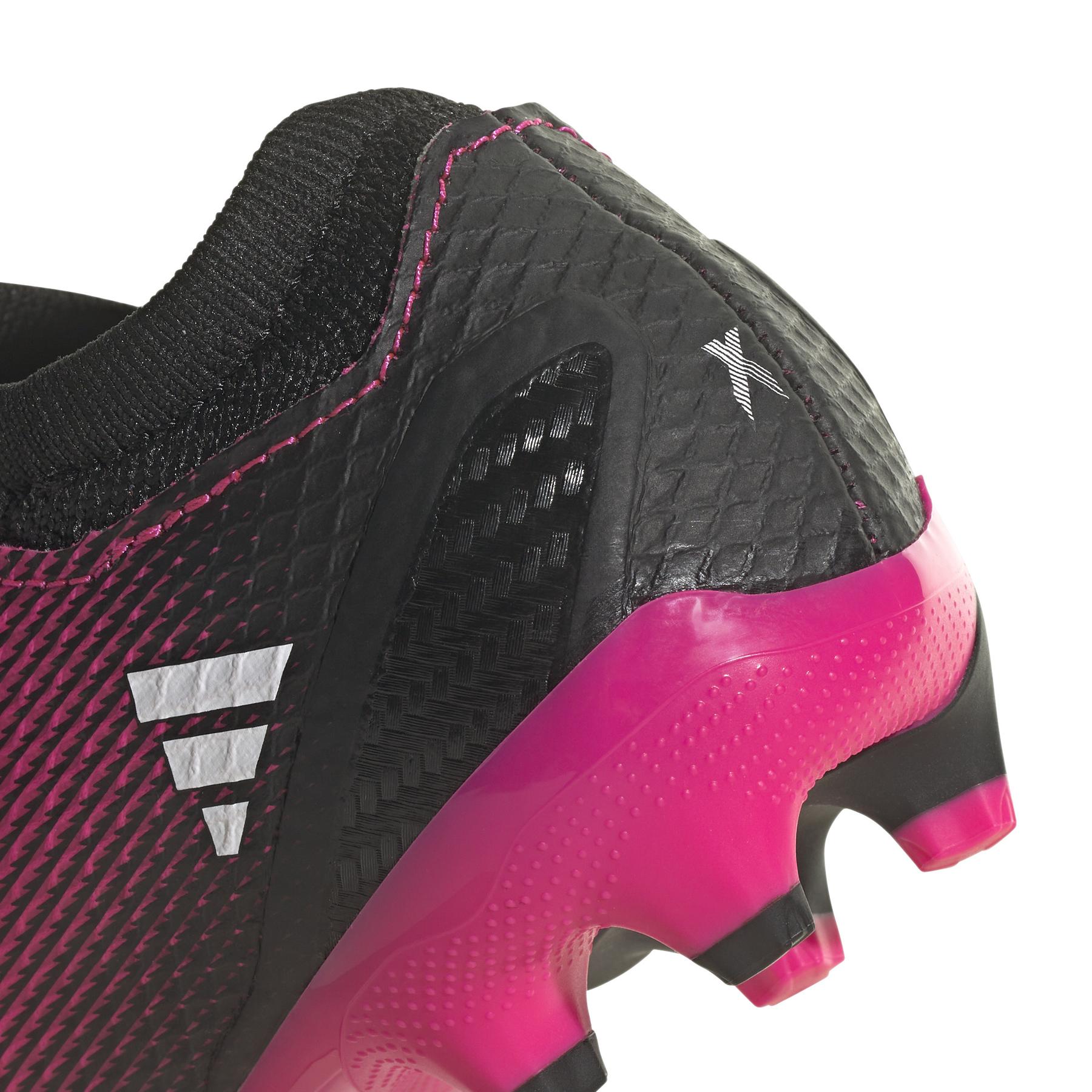 product/a/d/adidas_gz2475_8_footwear_photography_detail_view_2_white_000.jpg
