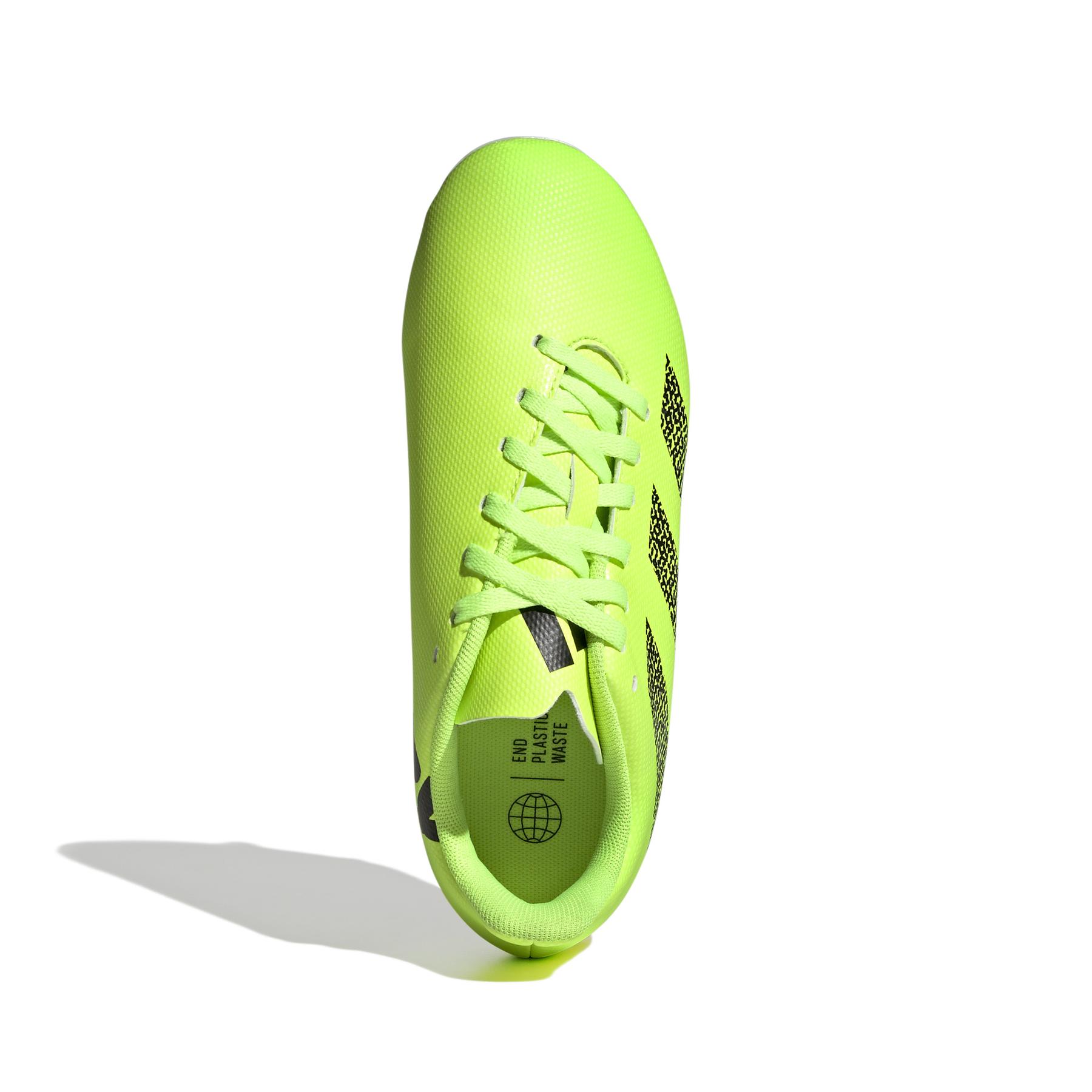 product/a/d/adidas_hp6831_3_footwear_photography_top_portrait_view_white-nw040924.jpg