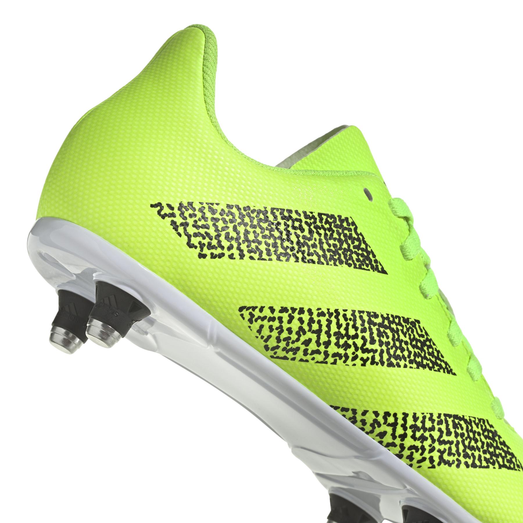 product/a/d/adidas_hp6831_8_footwear_photography_detail_view_1_white-nw040924.jpg