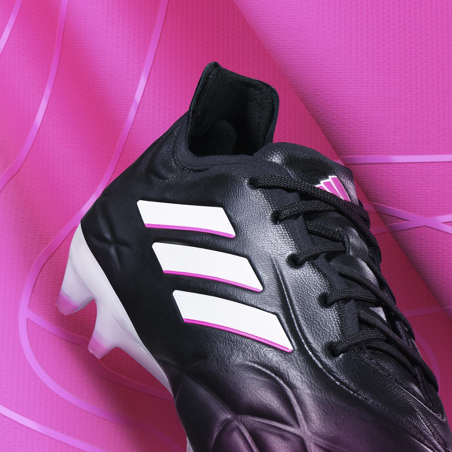 product/a/d/adidas_hq8904_13_footwear_photography_heromrktng_view_2_white_000.jpg