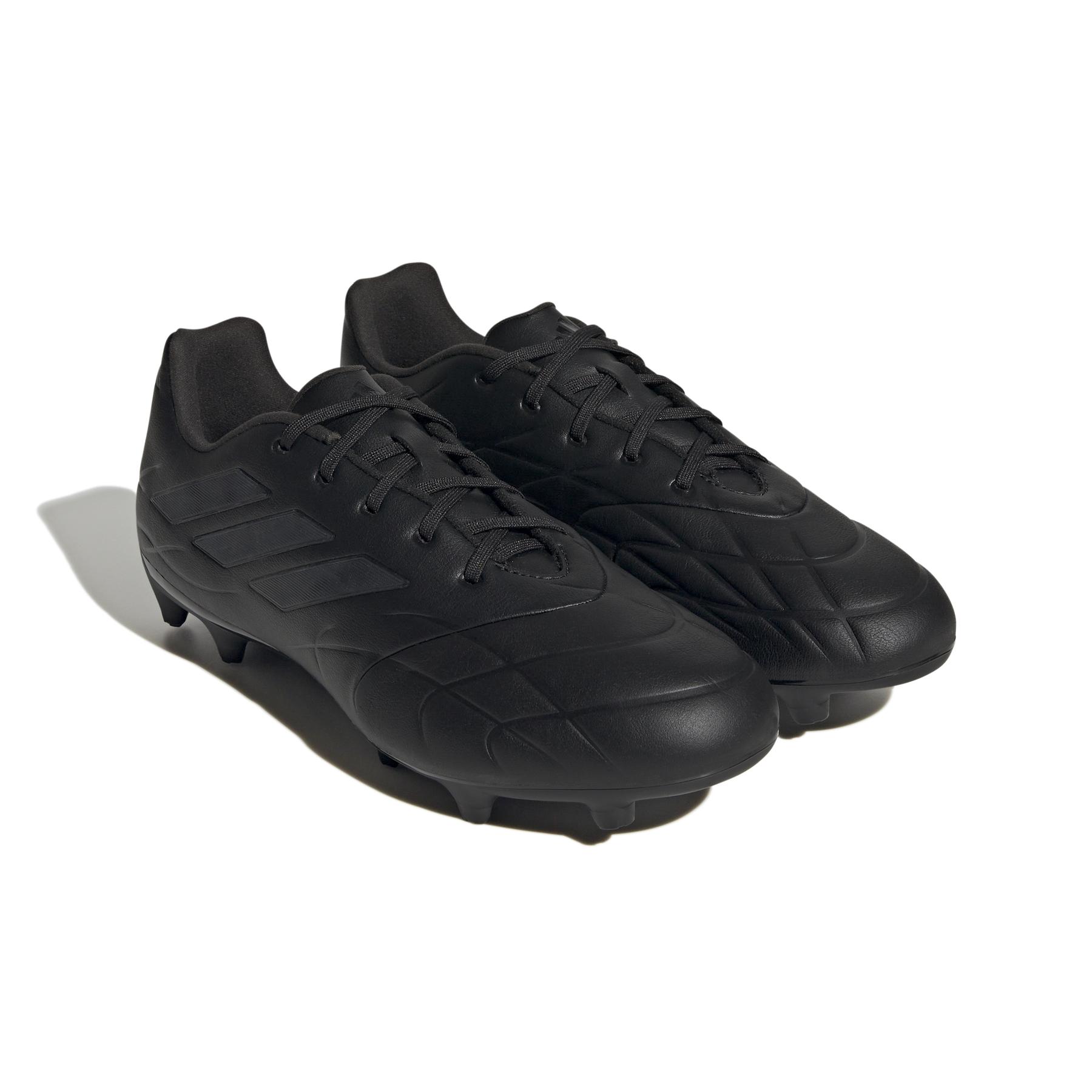 product/a/d/adidas_hq8940_5_footwear_photography_front_lateral_top_view_white.jpg