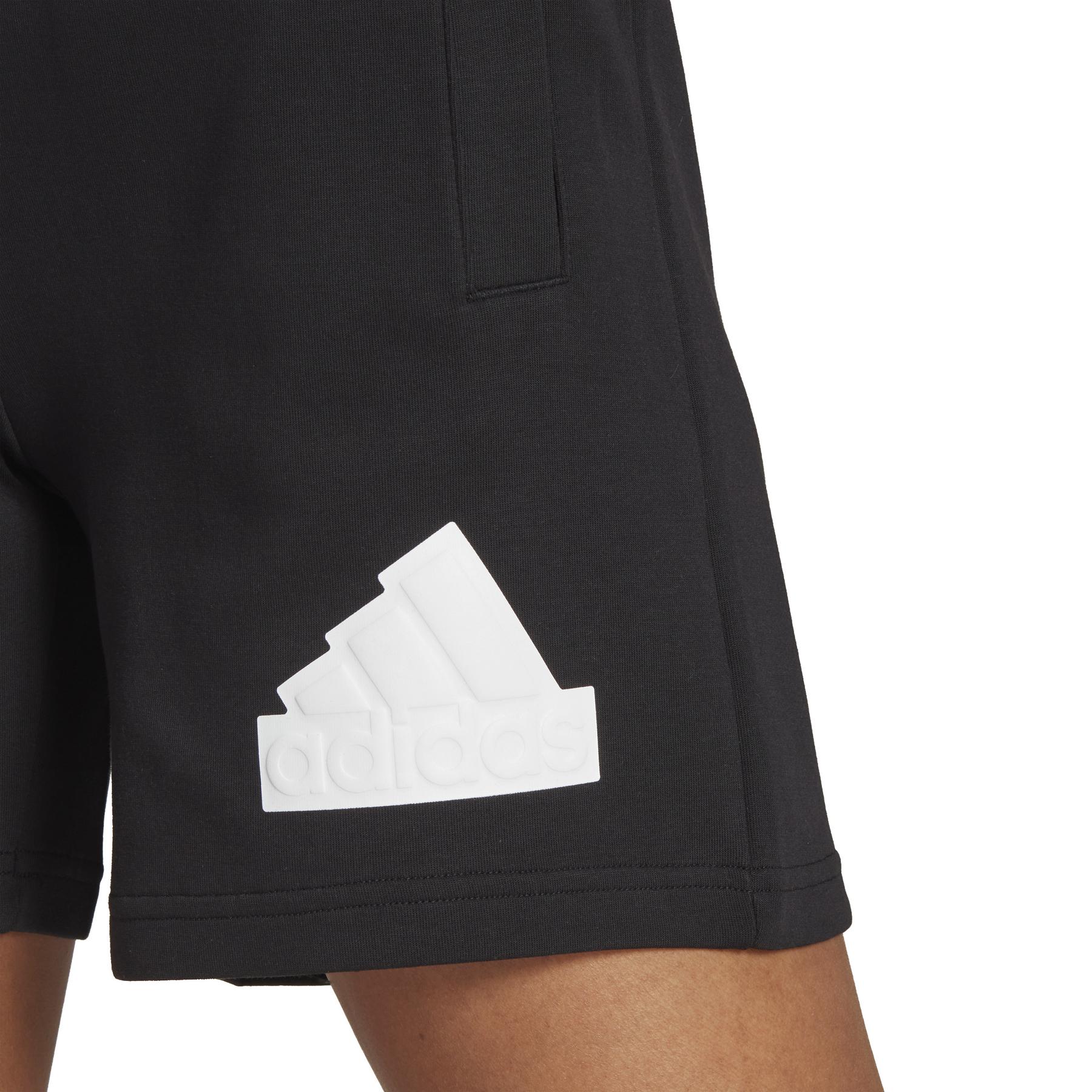 product/a/d/adidas_ht4711_7_apparel_on_model_detail_view_2_white.jpg