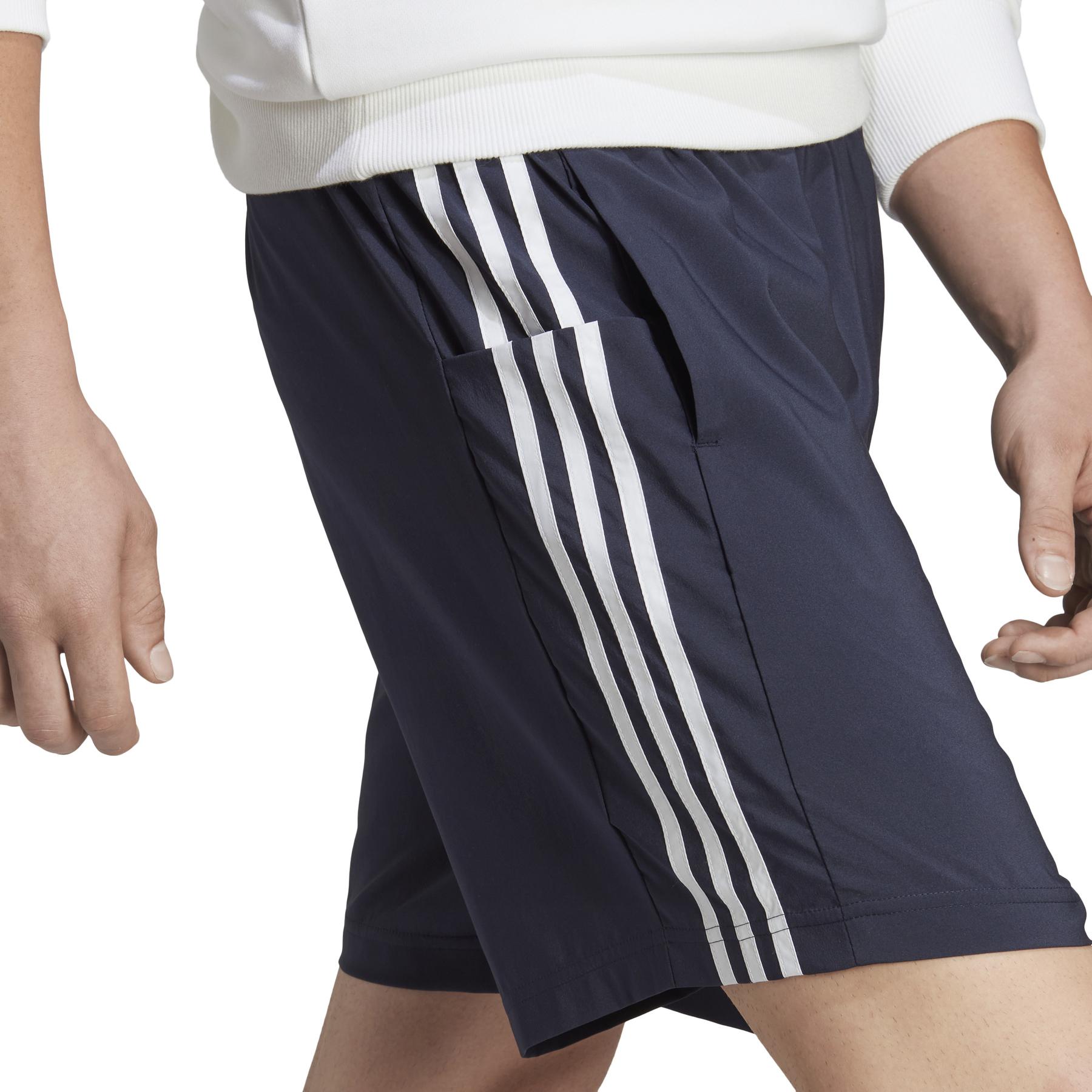 product/a/d/adidas_ic1485_7_apparel_on_model_detail_view_2_white.jpg